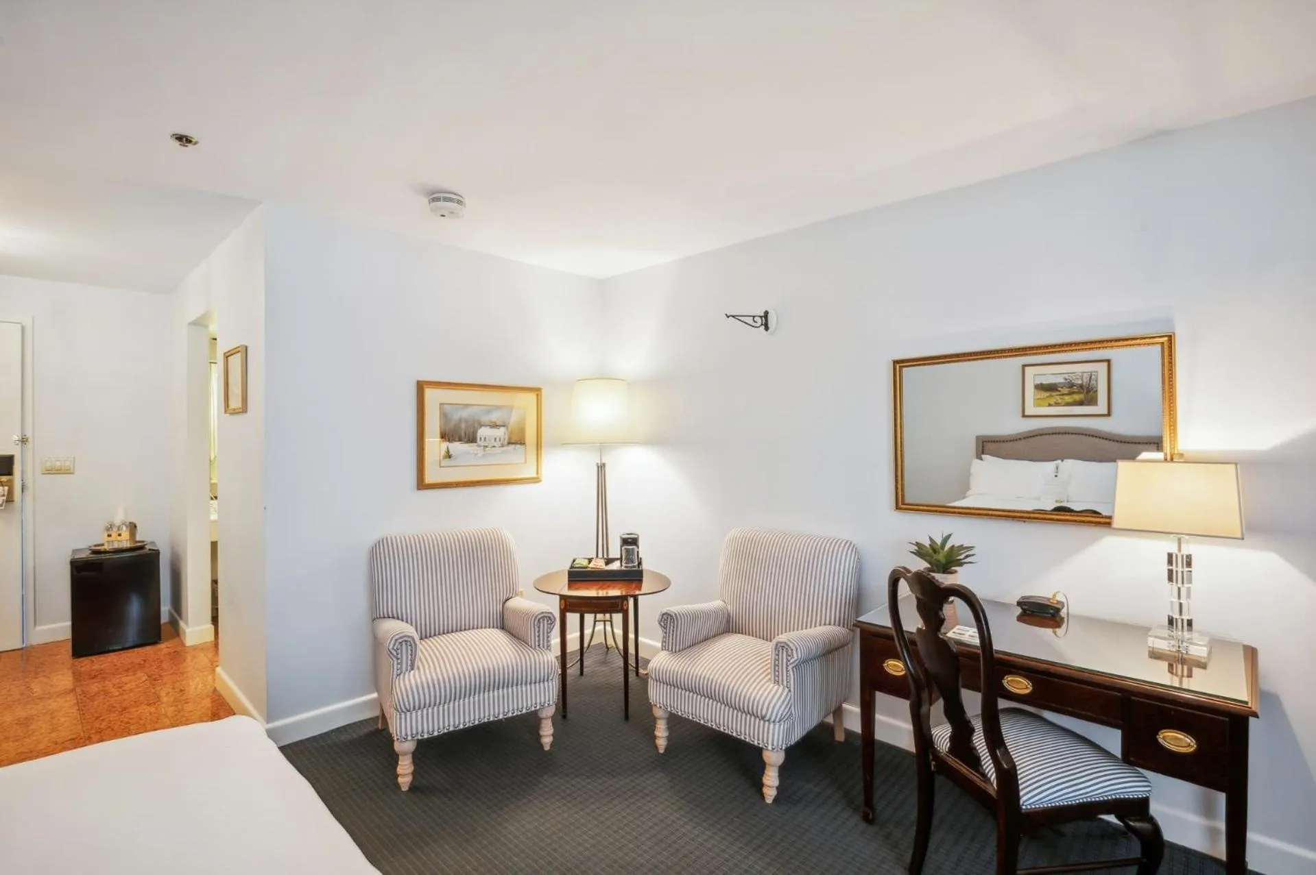 Bedroom, Bed in Avon Old Farms Hotel