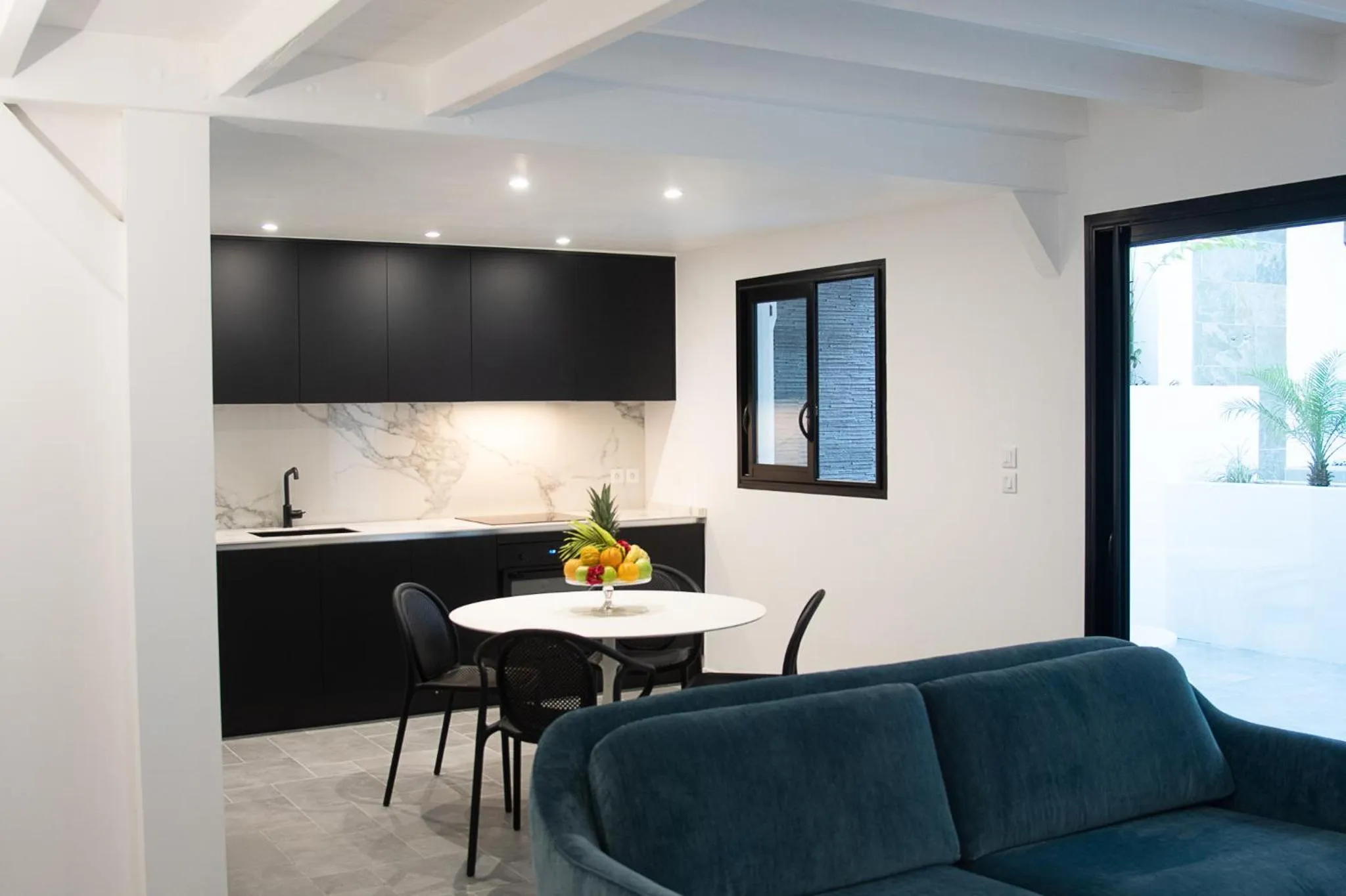 Kitchen or kitchenette in Domaine de la Palmeraie - Villas Lodge