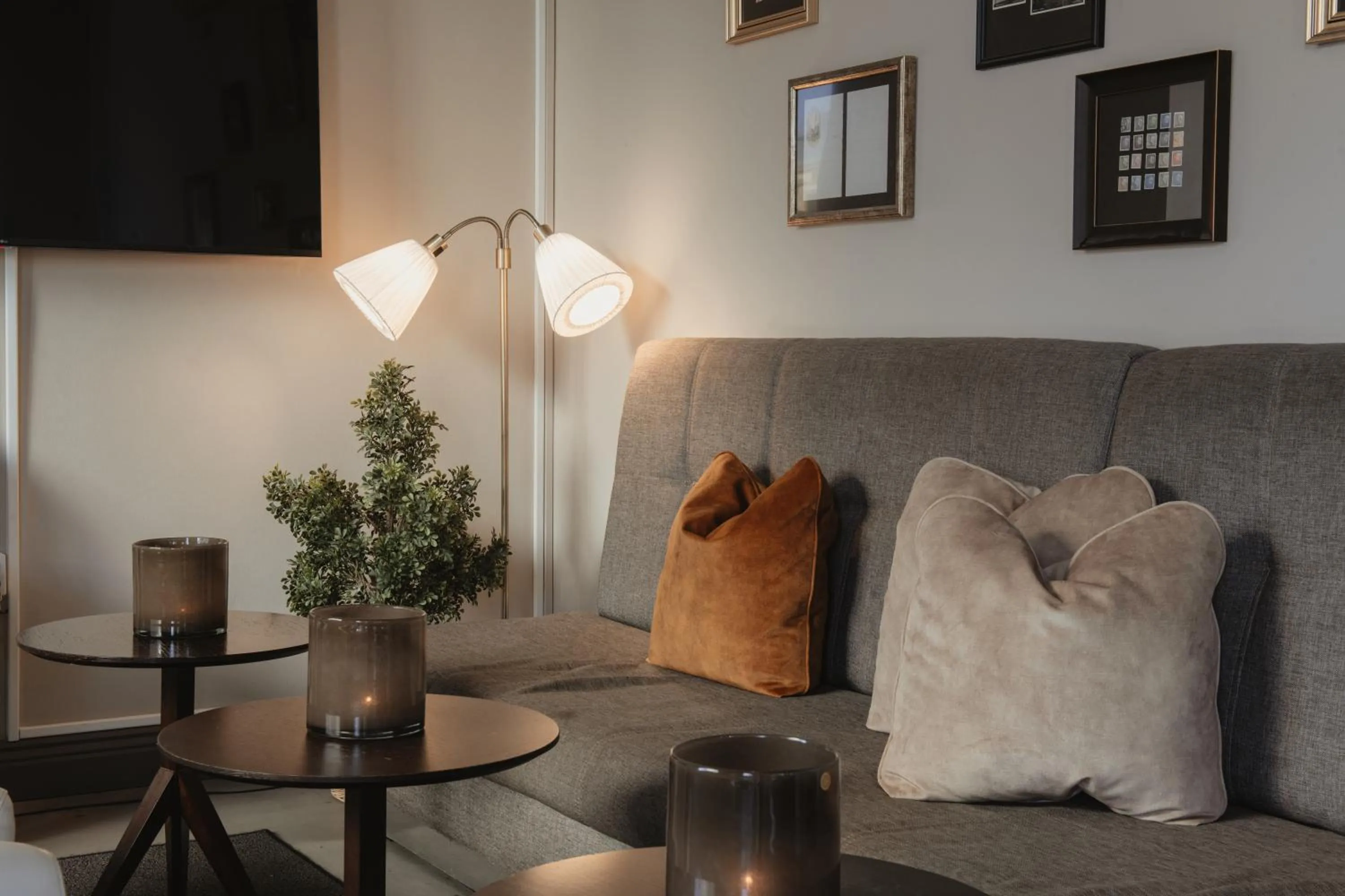 Lobby or reception in Home Hotel Post