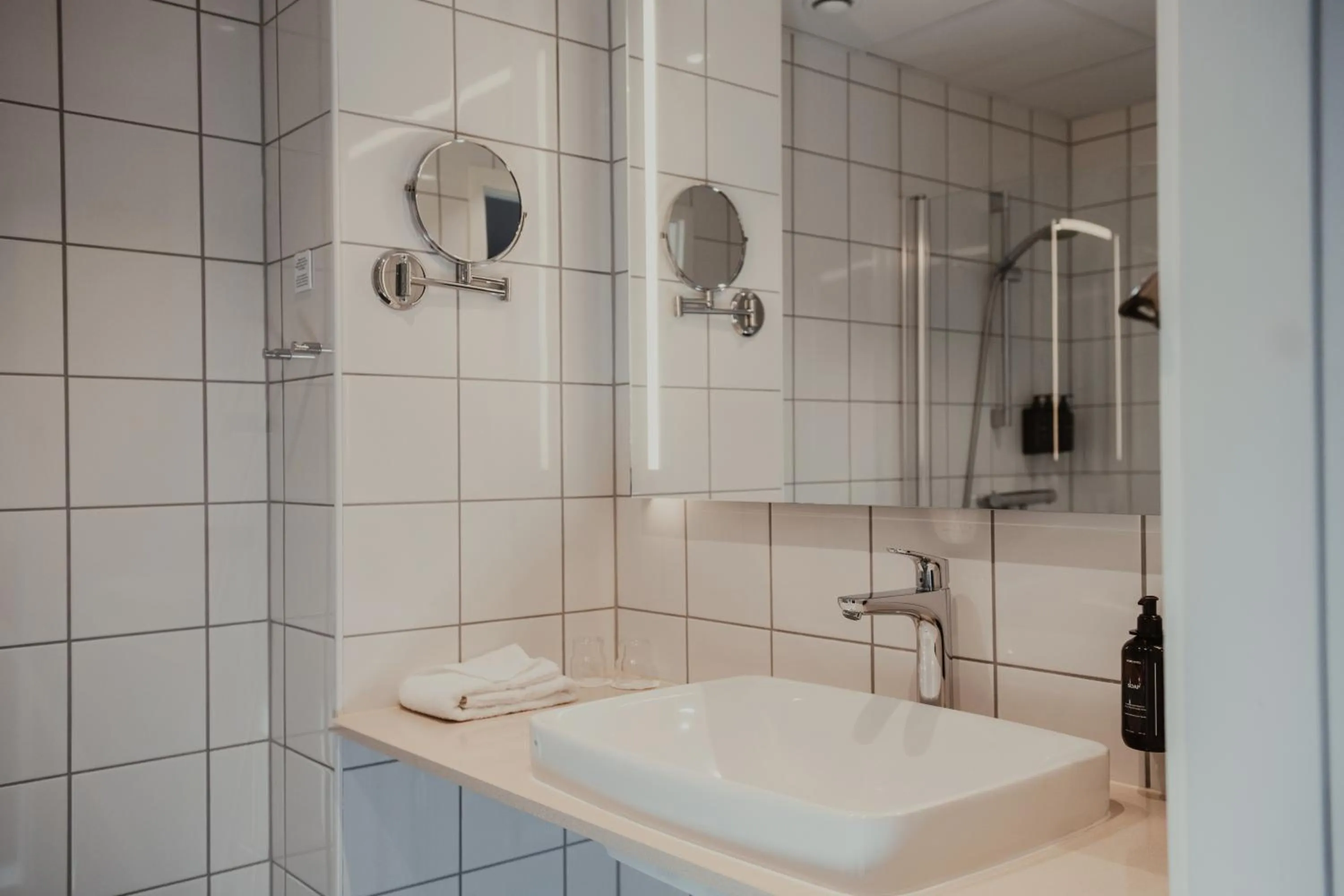 Bathroom in Home Hotel Post