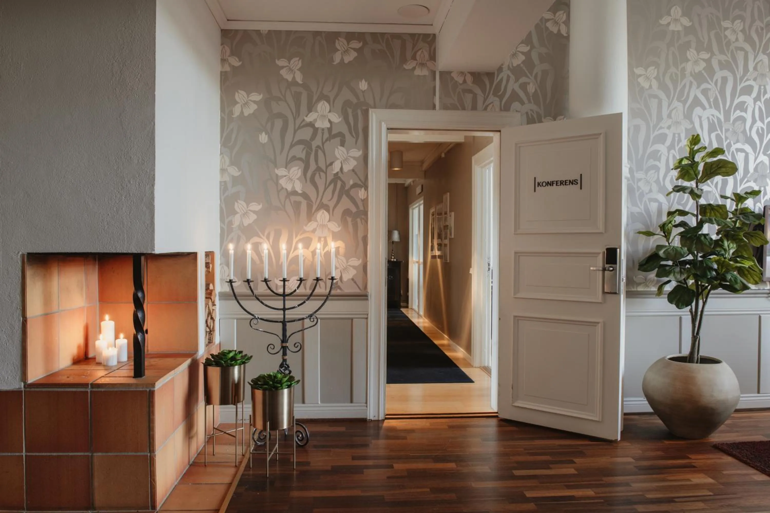 Lobby or reception in Home Hotel Post