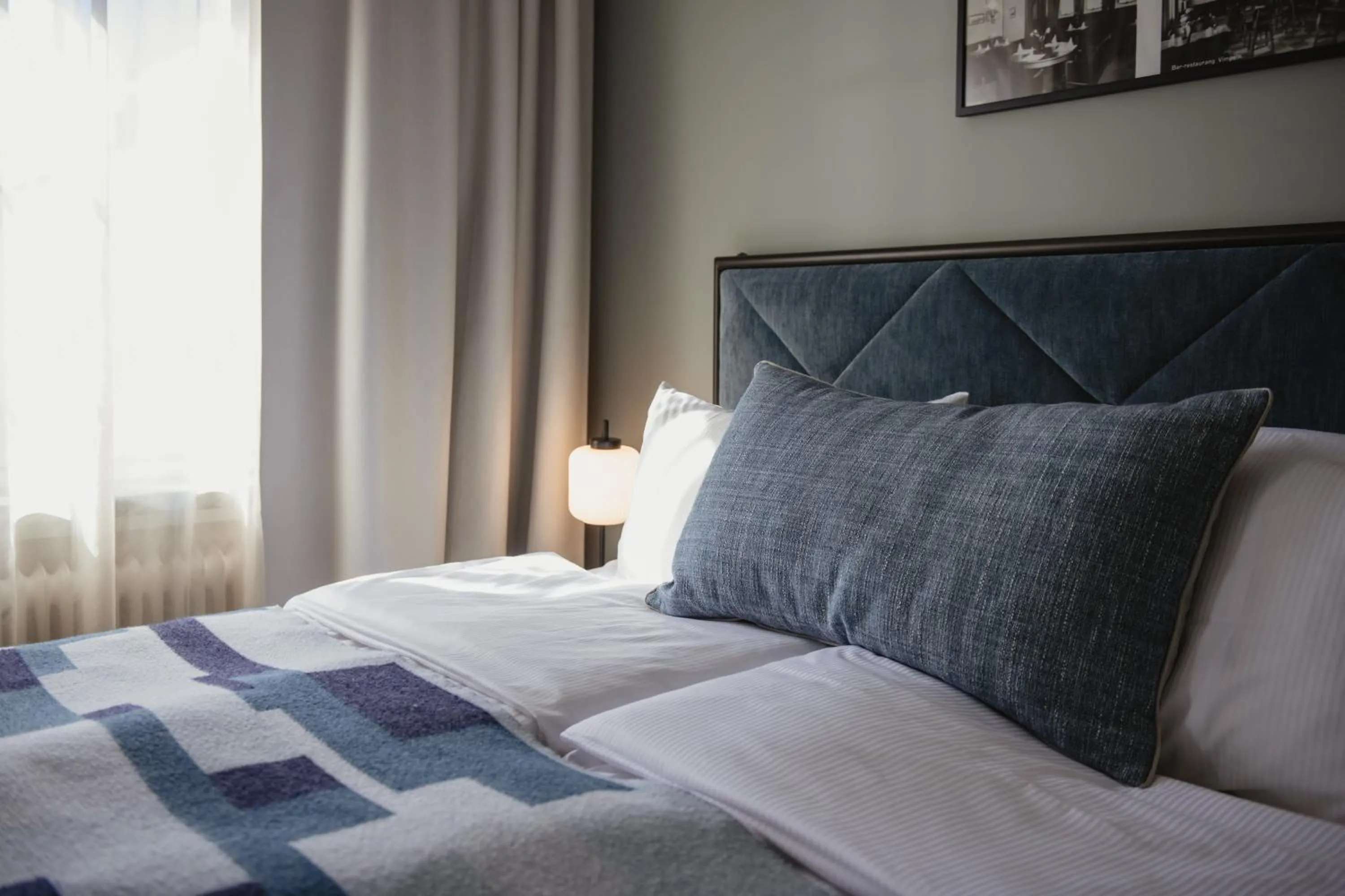 Bedroom, Bed in Home Hotel Post