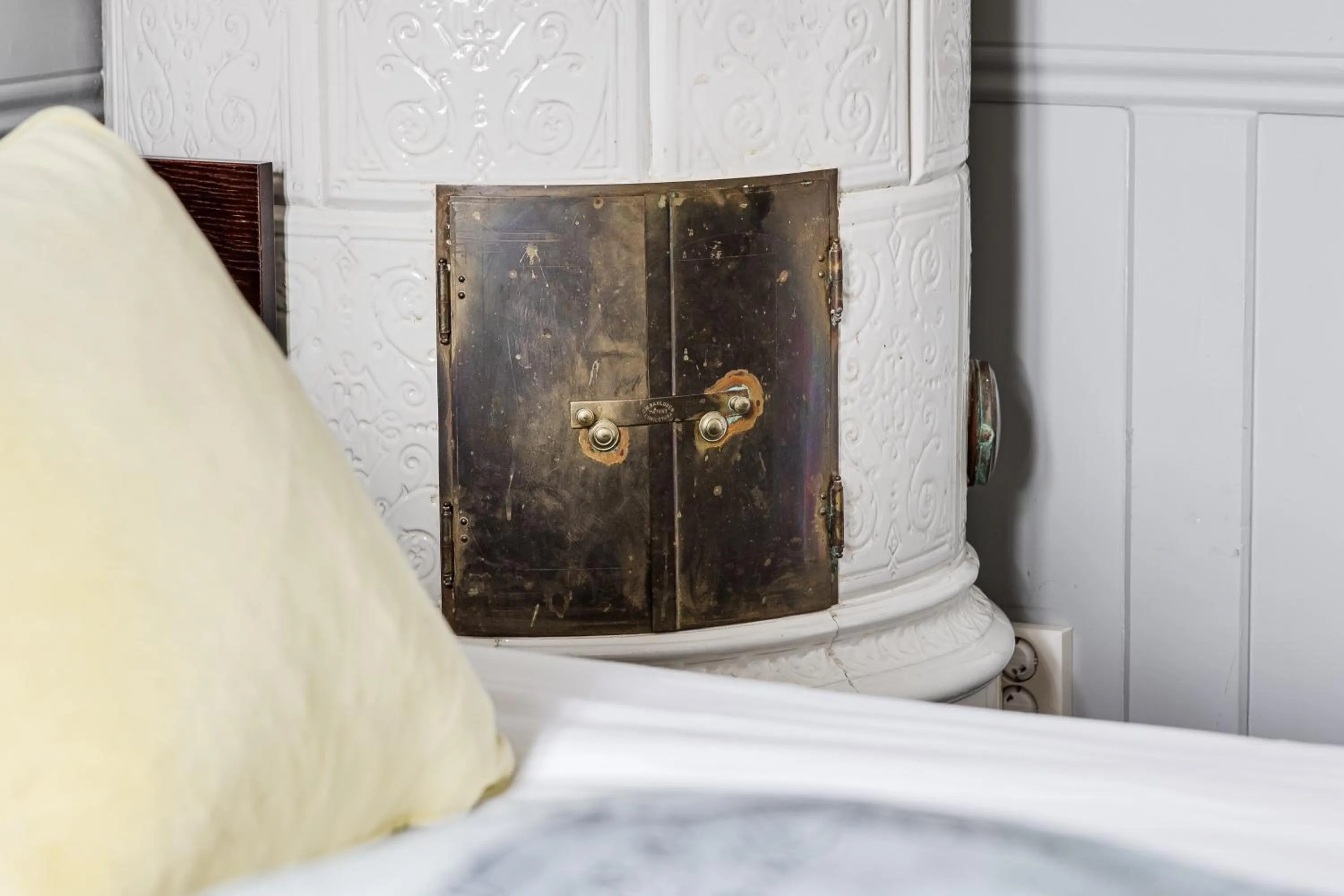 Photo of the whole room, Bed in Home Hotel Post