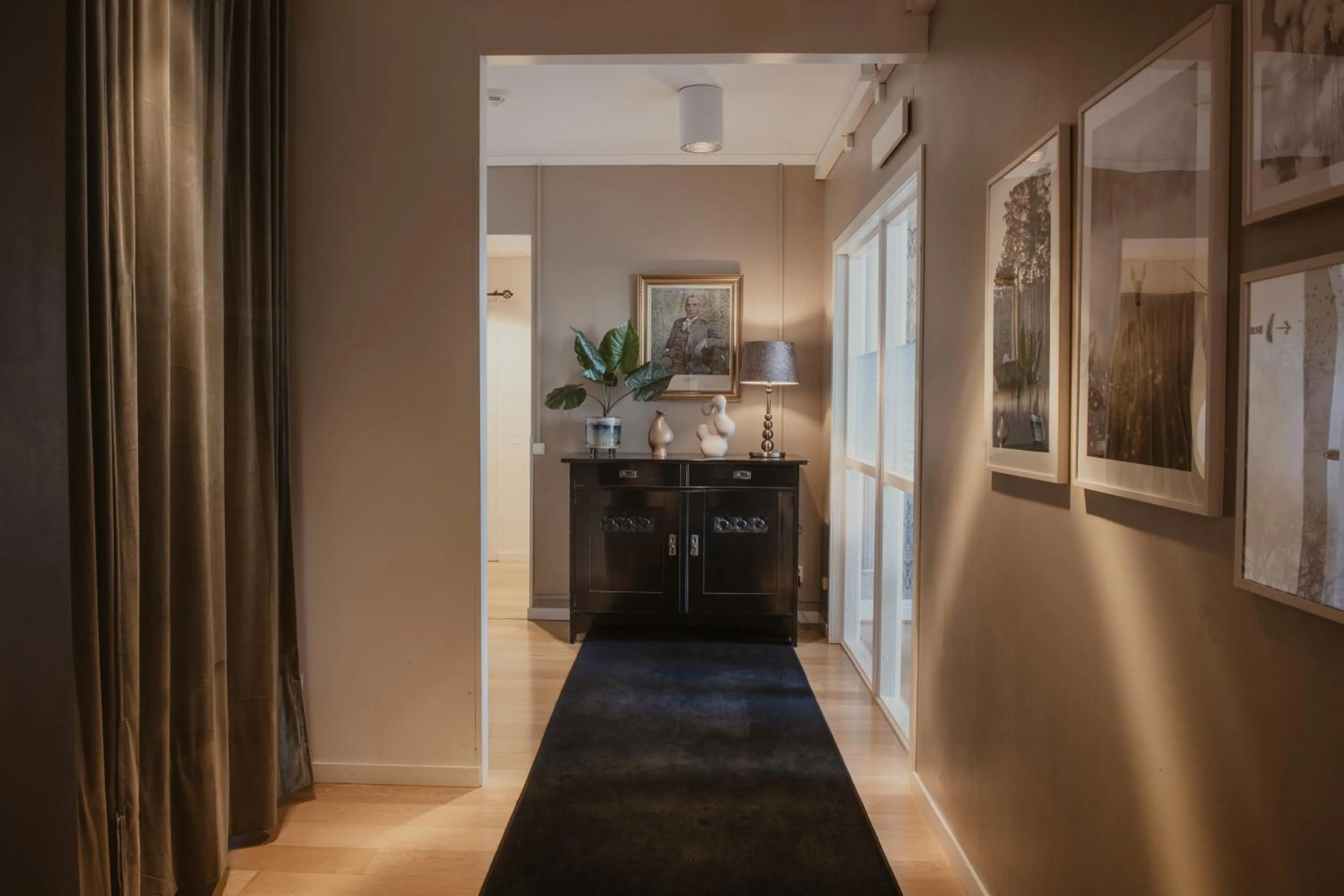 Property building in Home Hotel Post