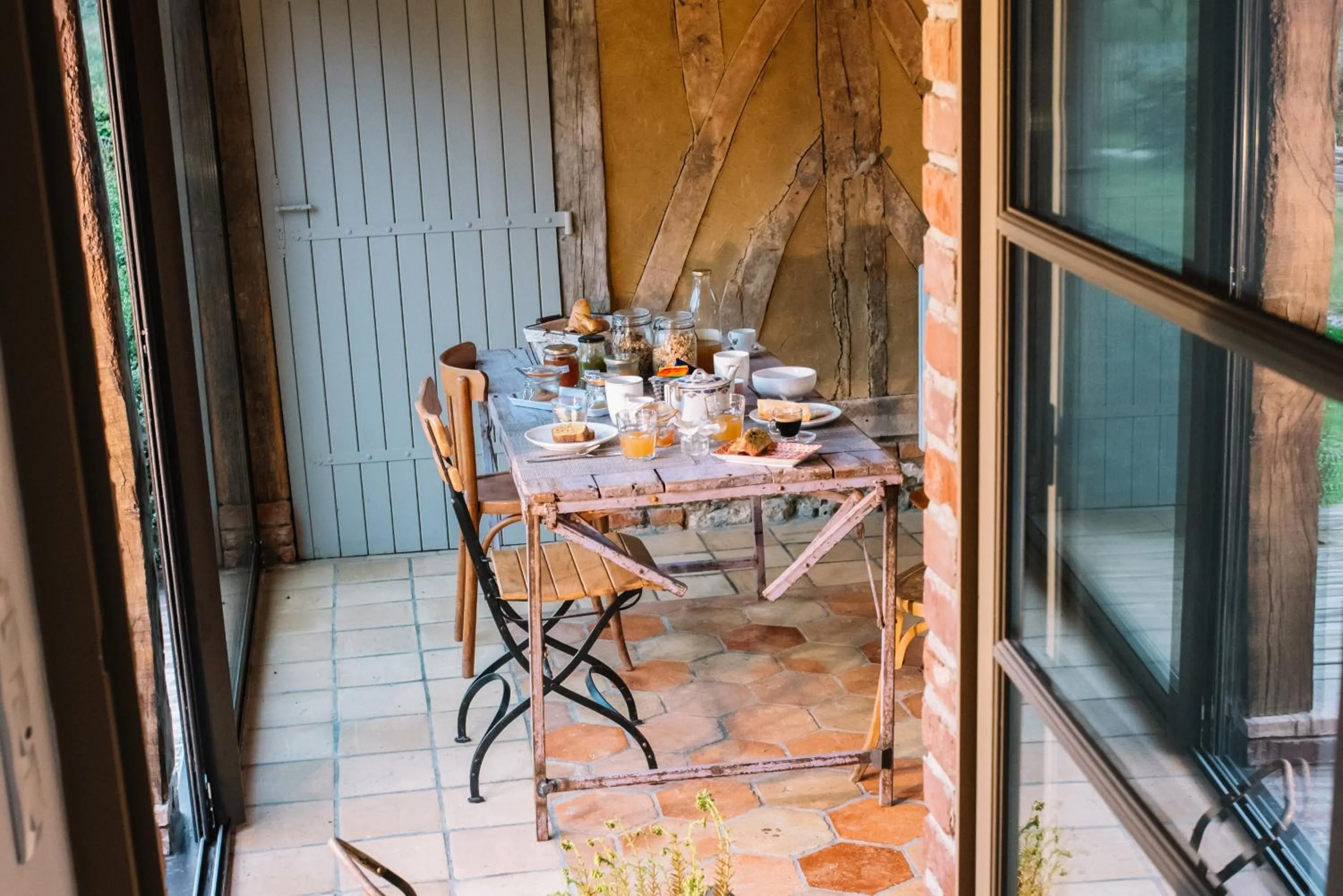 Continental breakfast in Le Pré Doré