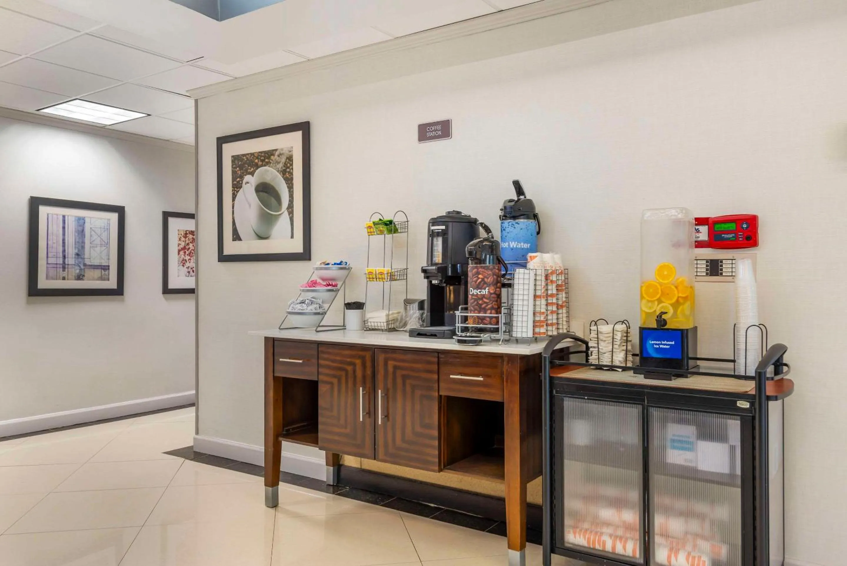 Lobby or reception in Comfort Inn Alpharetta-Atlanta North