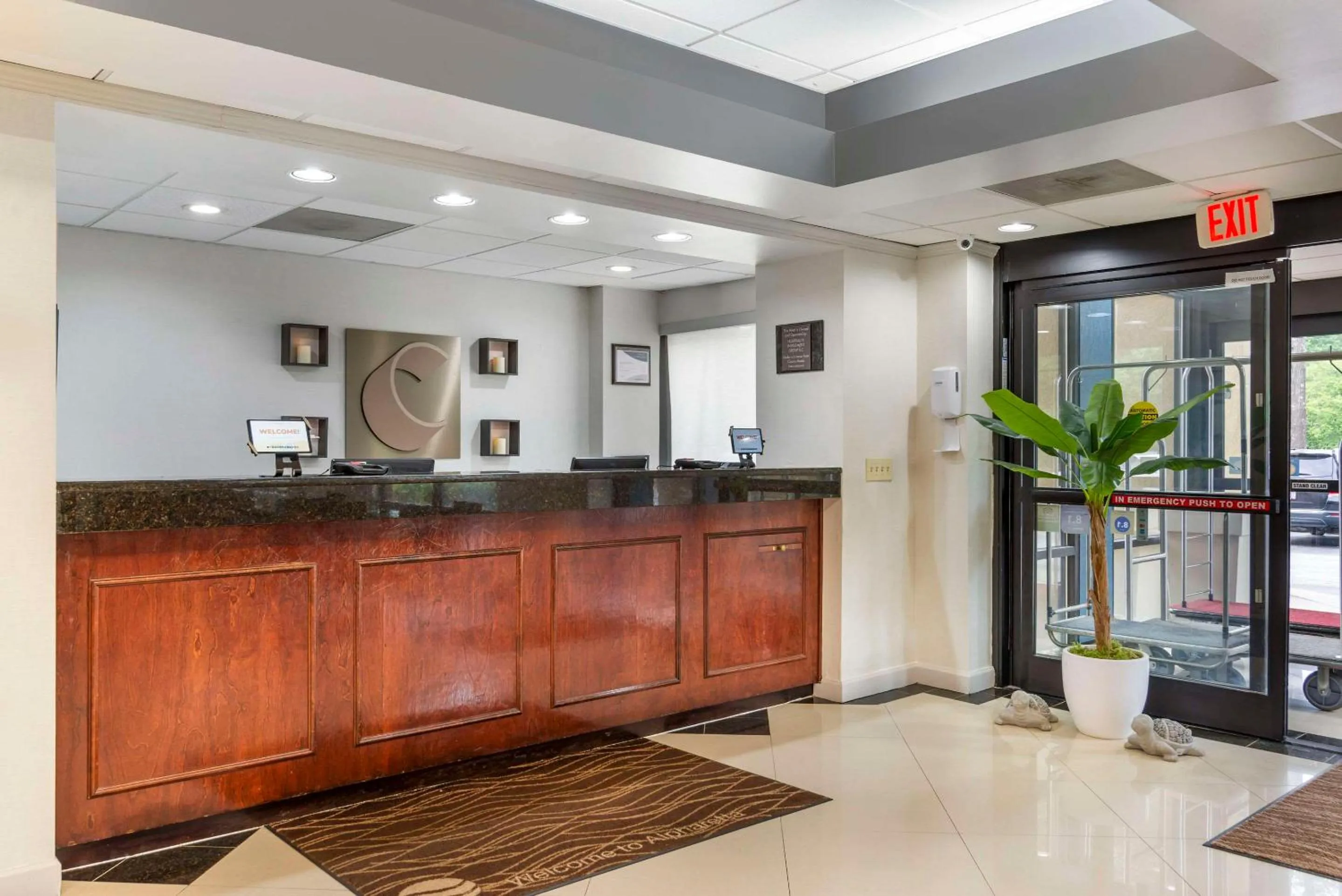 Lobby or reception in Comfort Inn Alpharetta-Atlanta North