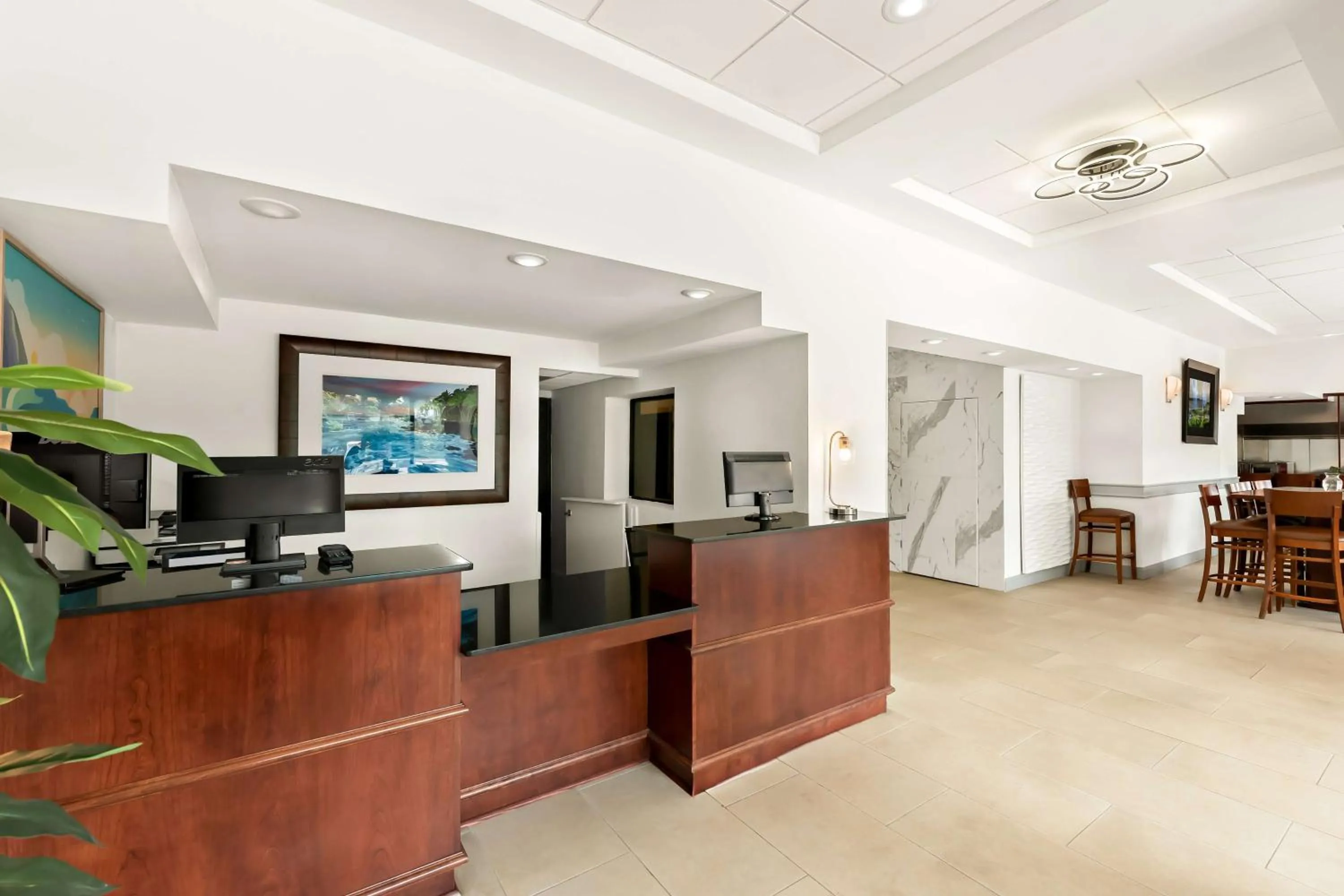 Lobby or reception in Sonesta Essential Atlantic City West