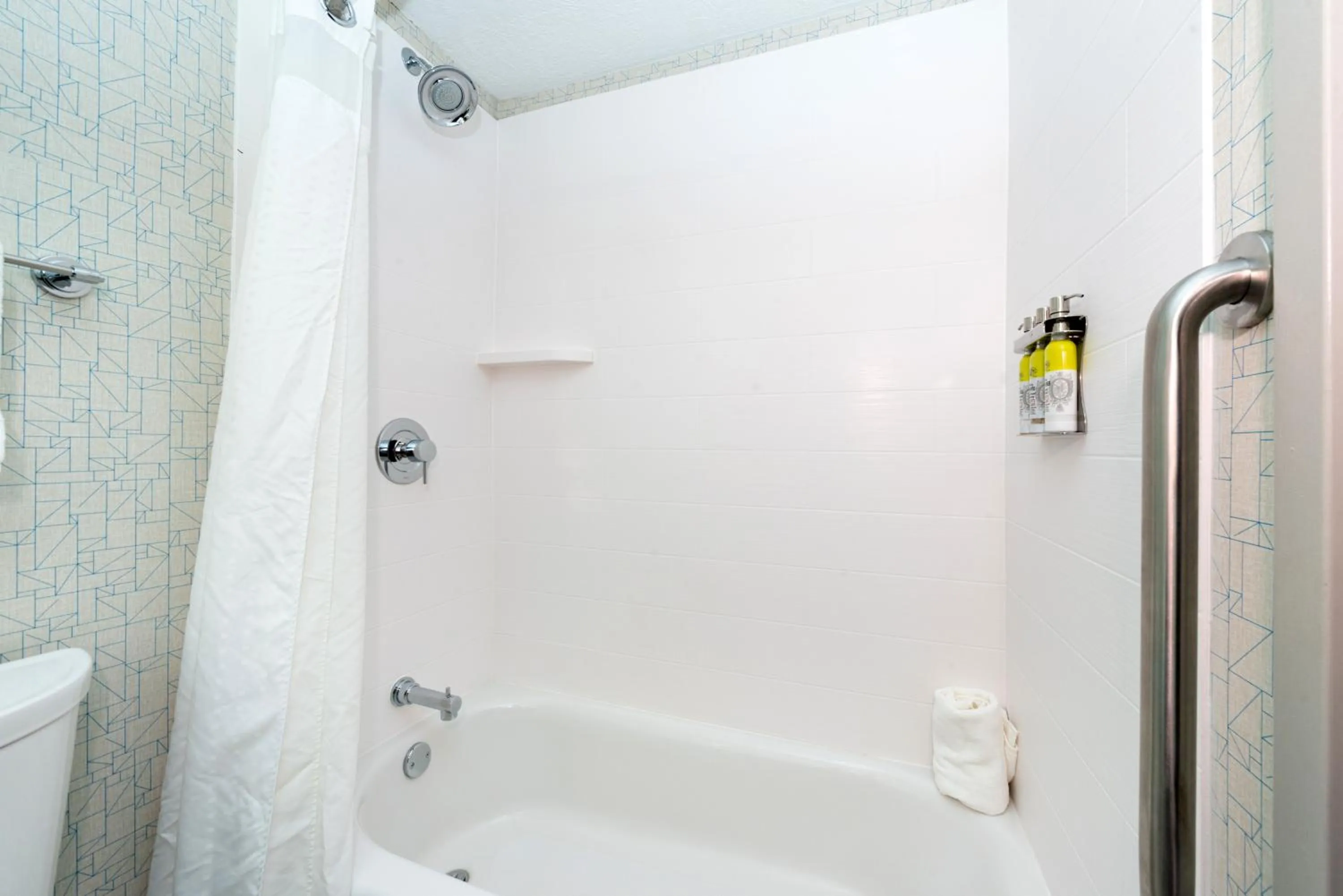 Bathroom in Holiday Inn Express Cincinnati West by IHG