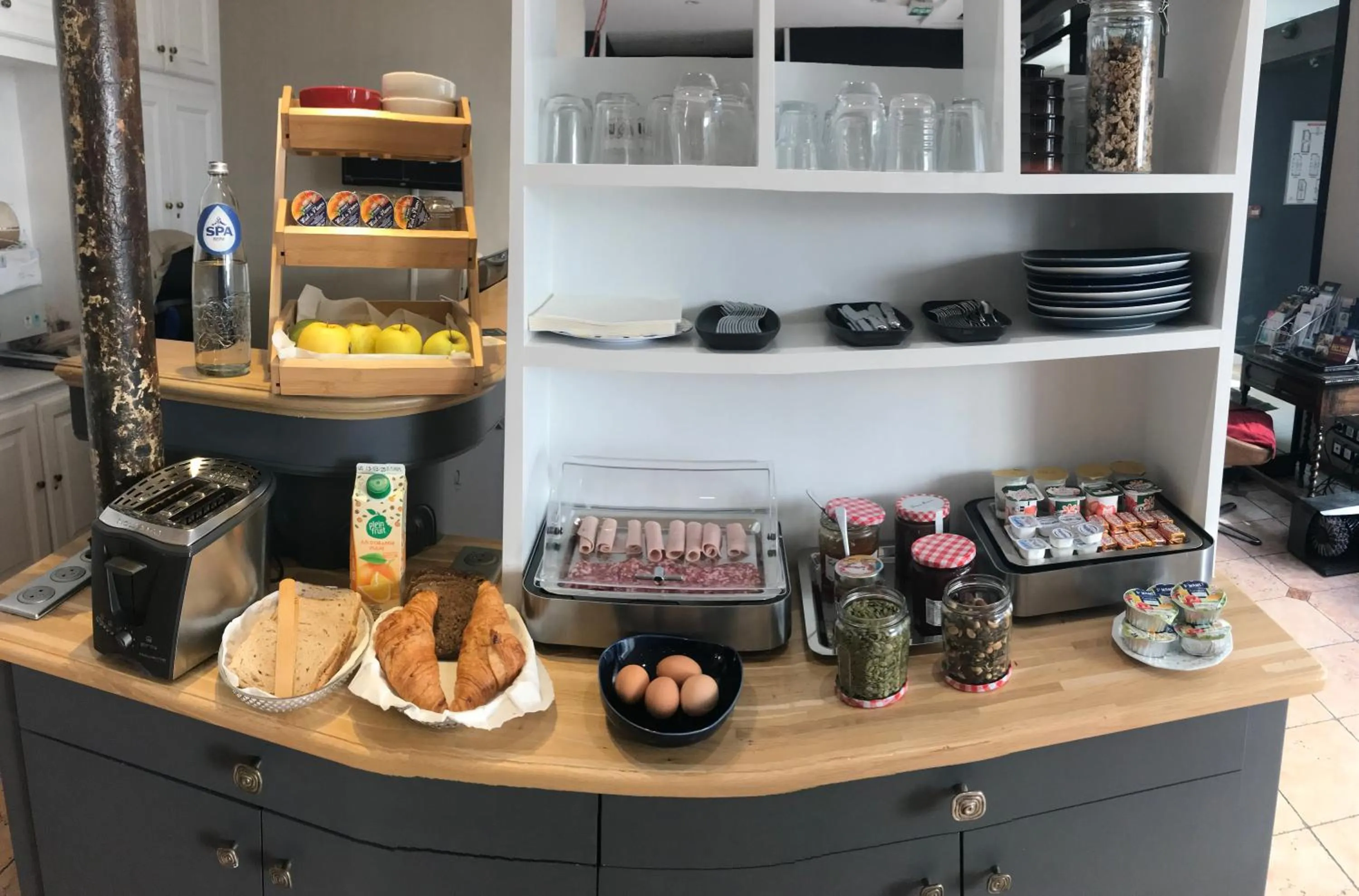 Food and drinks in Courcelles Médéric