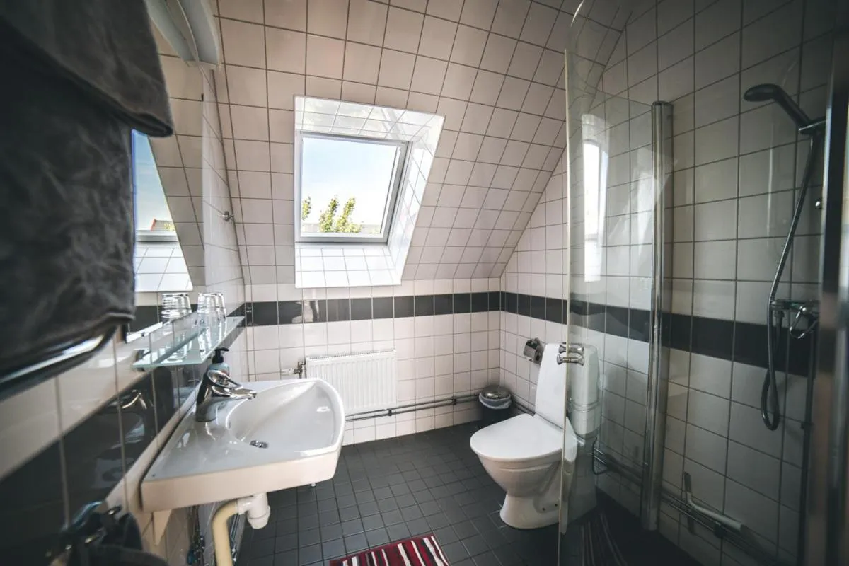 Bathroom in Hotell Vellingebacken