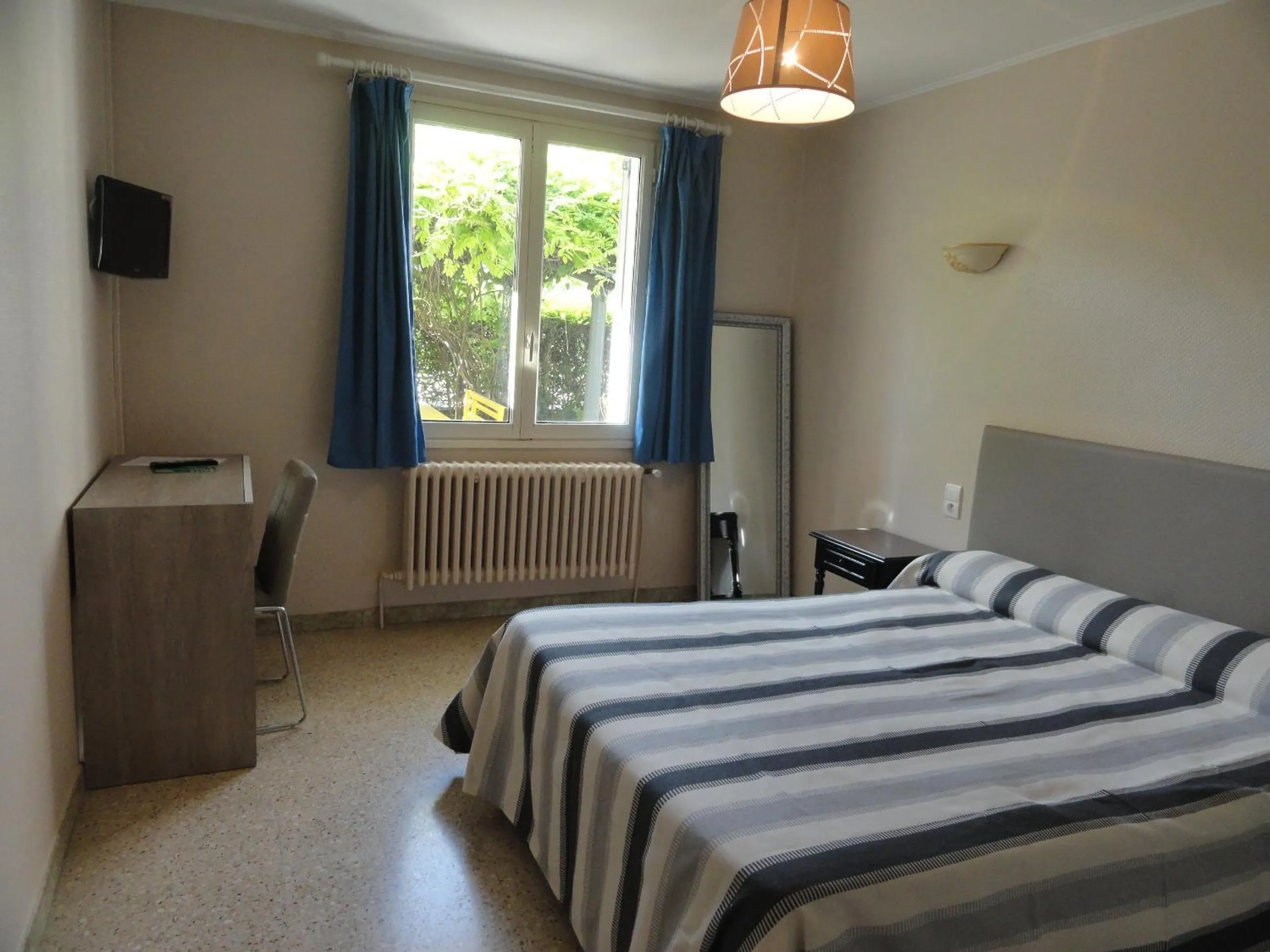 Bed in Hotel de l'île