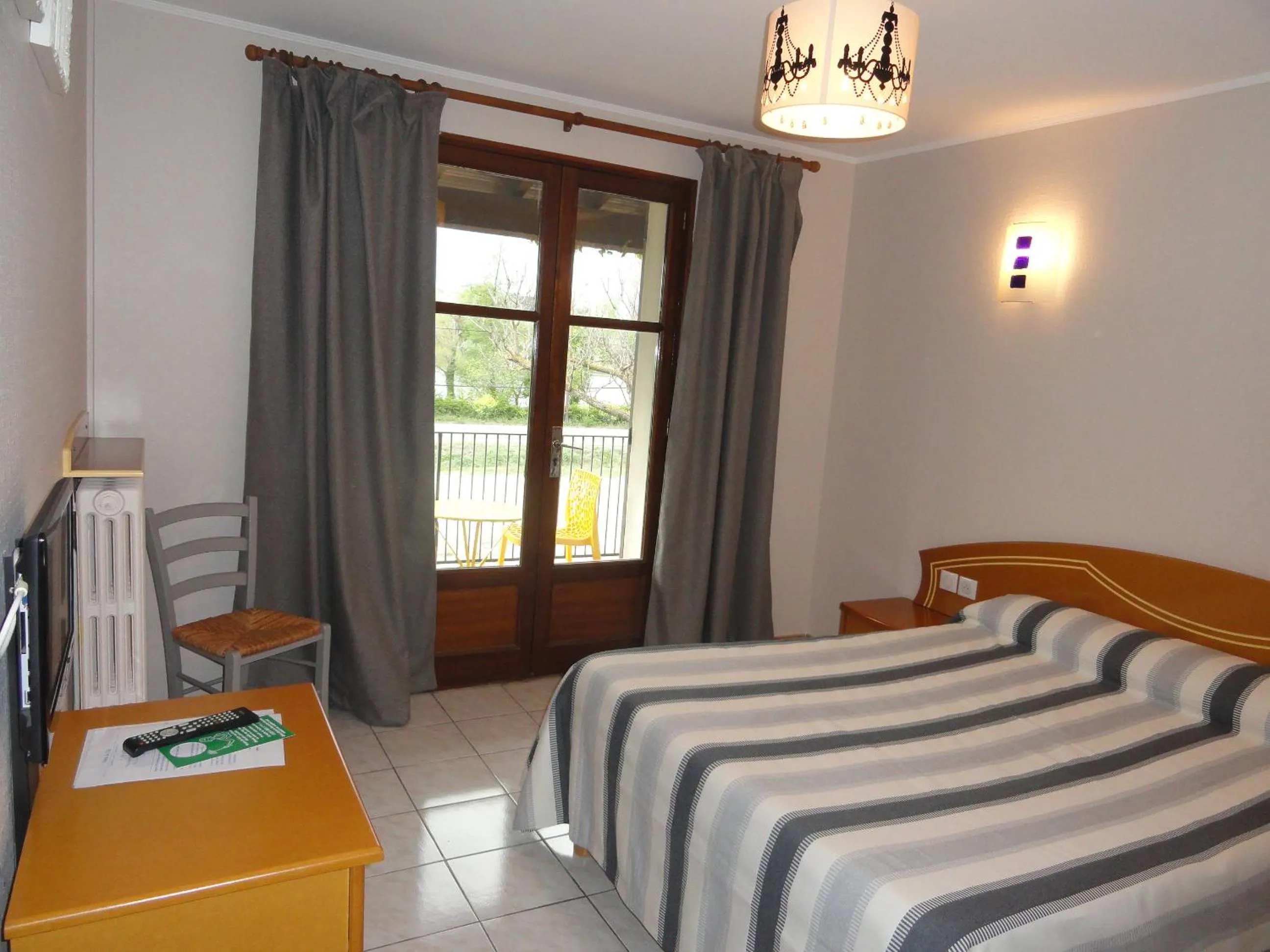 Bedroom, Bed in Hotel de l'île