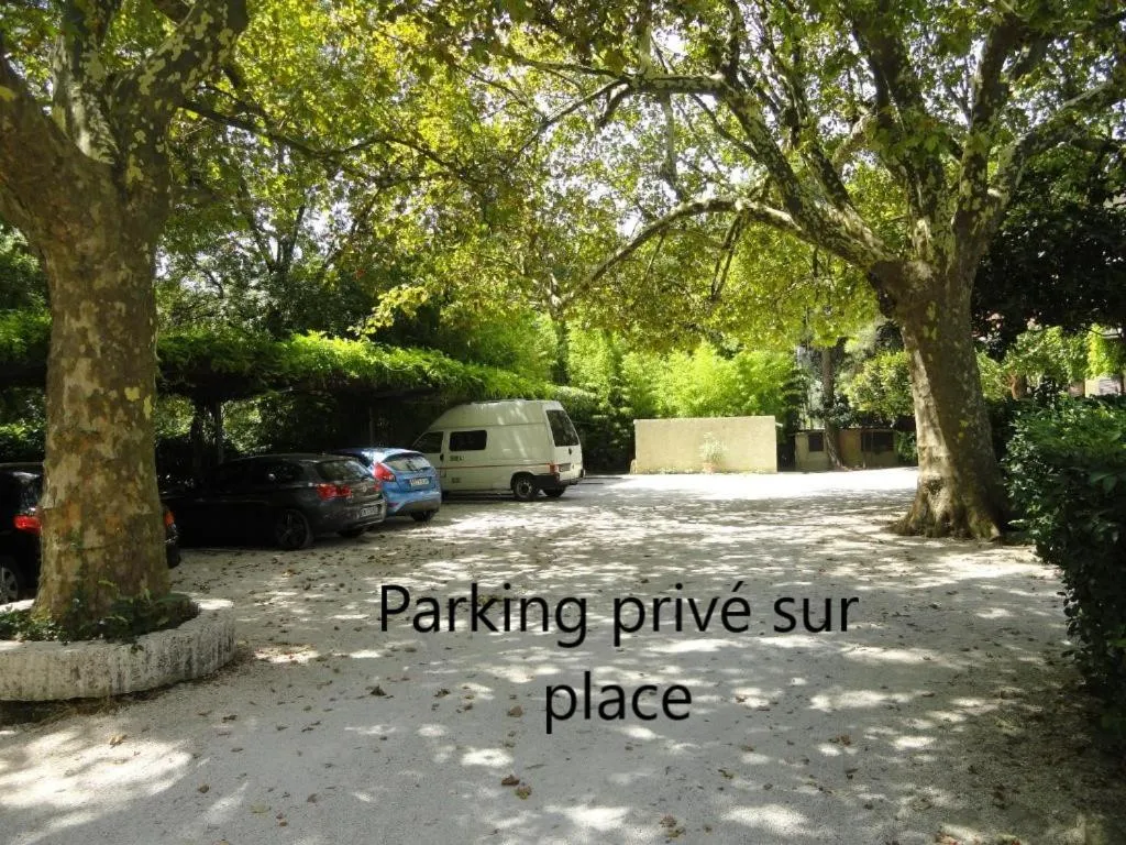 Parking in Hotel de l'île
