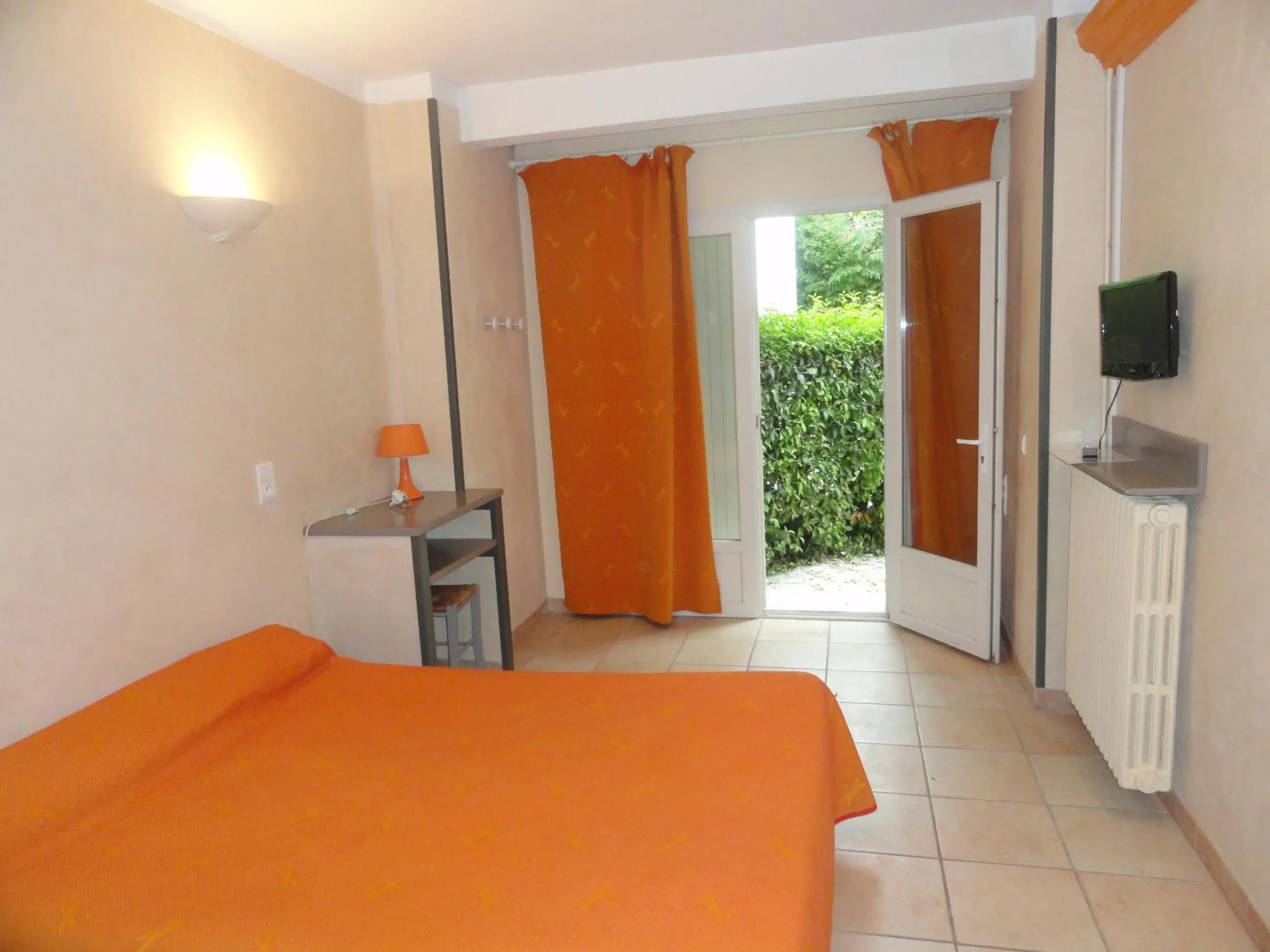 Bedroom, Bed in Hotel de l'île