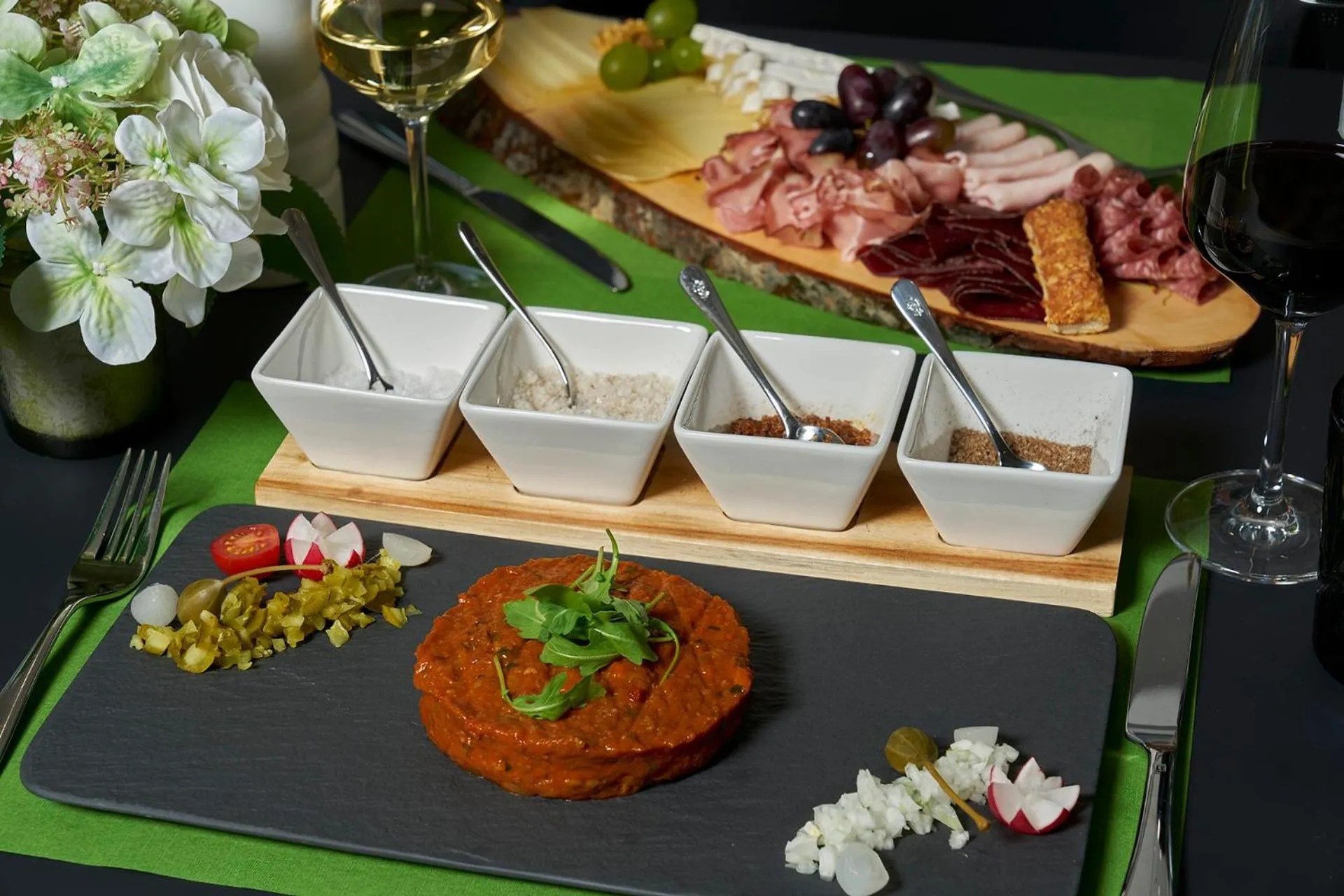 Restaurant/places to eat in Hotel Egerkingen, idealer Zwischenstopp