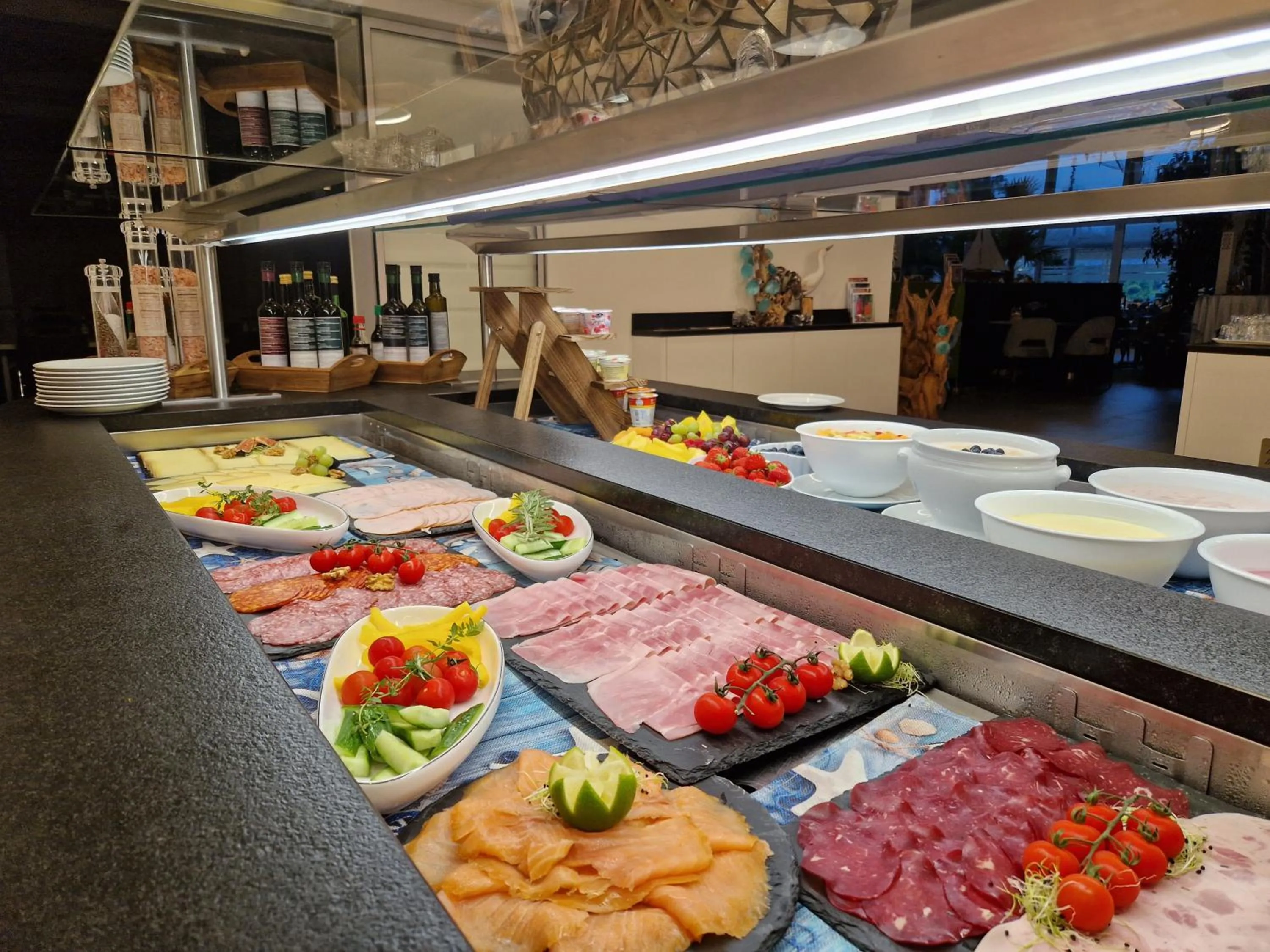 Breakfast in Hotel Egerkingen, idealer Zwischenstopp