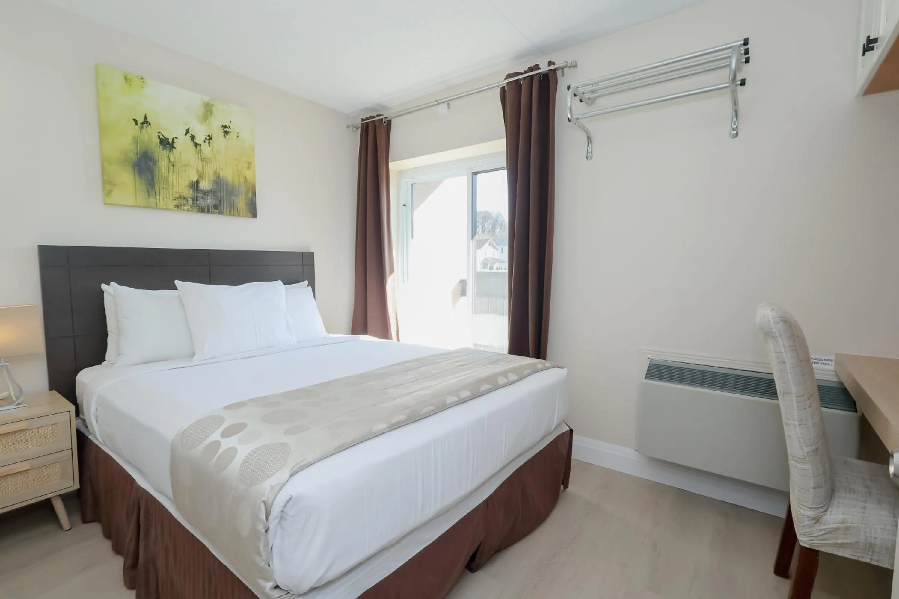 Bed in River Rapids Inn