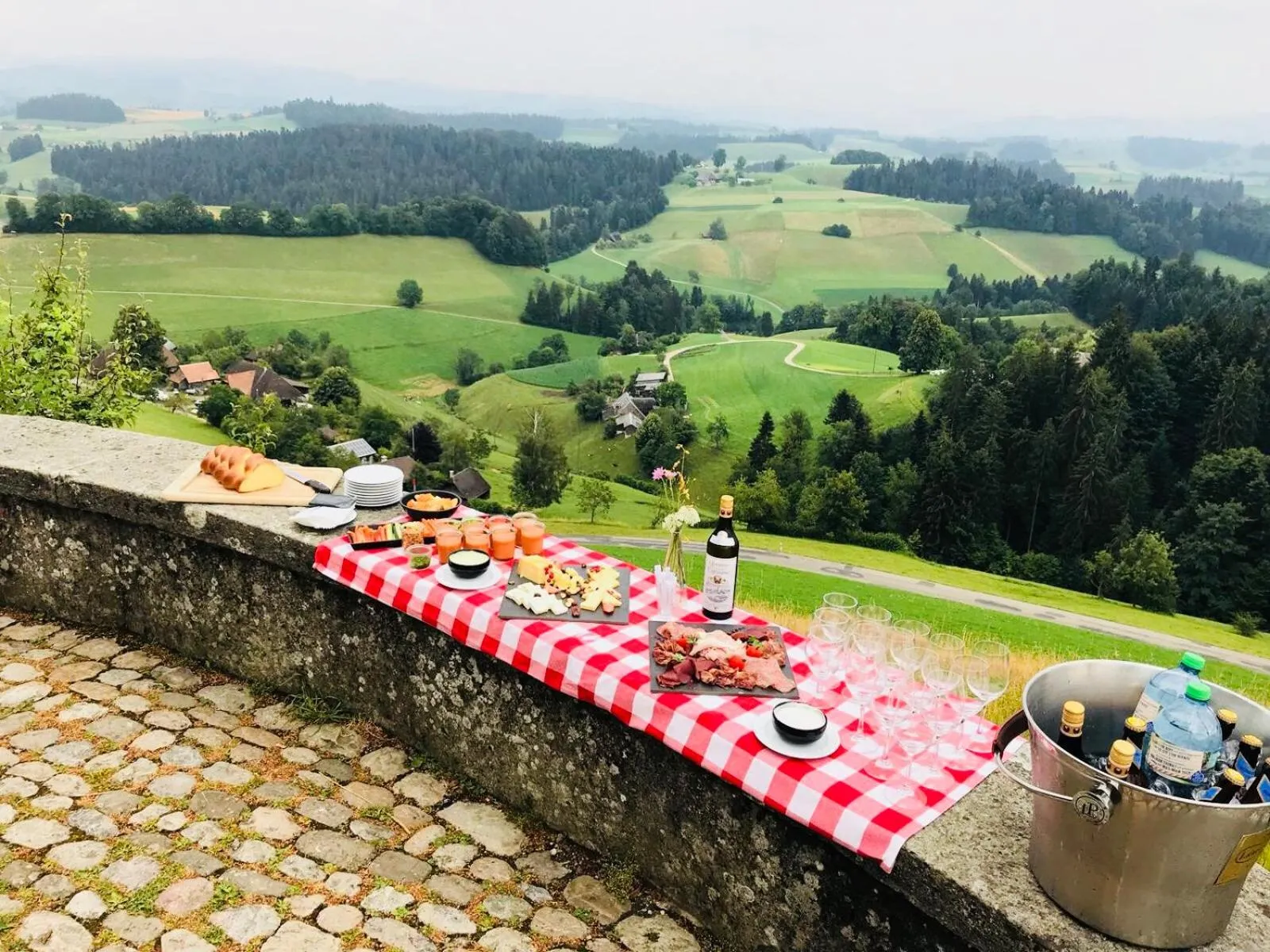 BBQ facilities in Landgasthof und Seminarhotel Lueg
