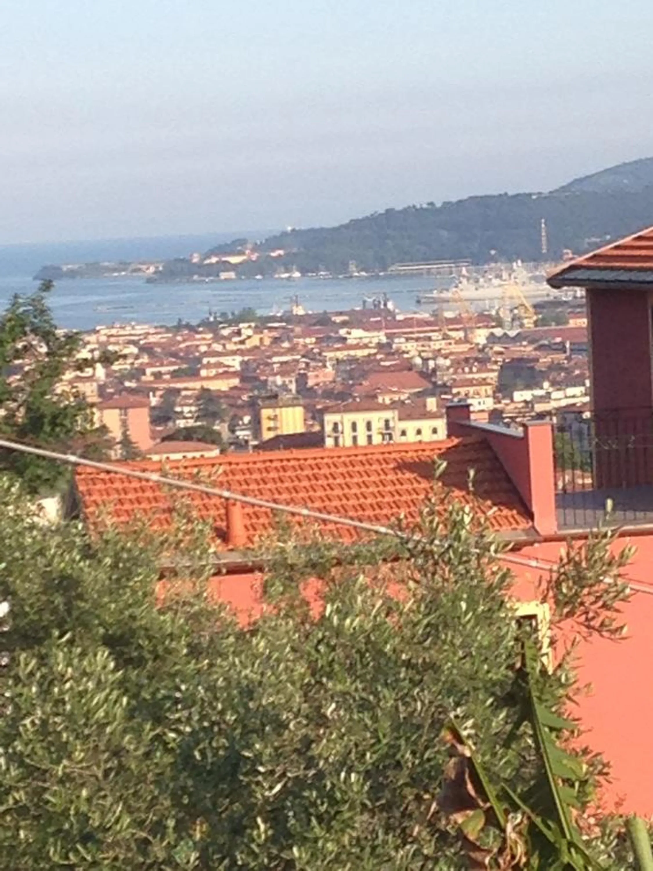 City view in B.E.A. Maison