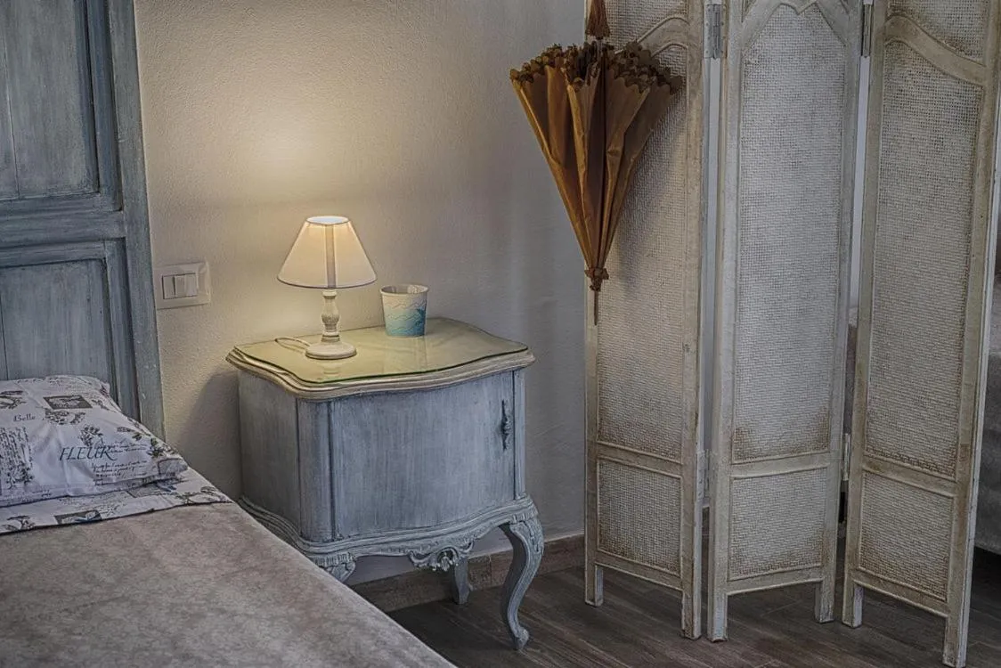 Photo of the whole room, Bed in B.E.A. Maison