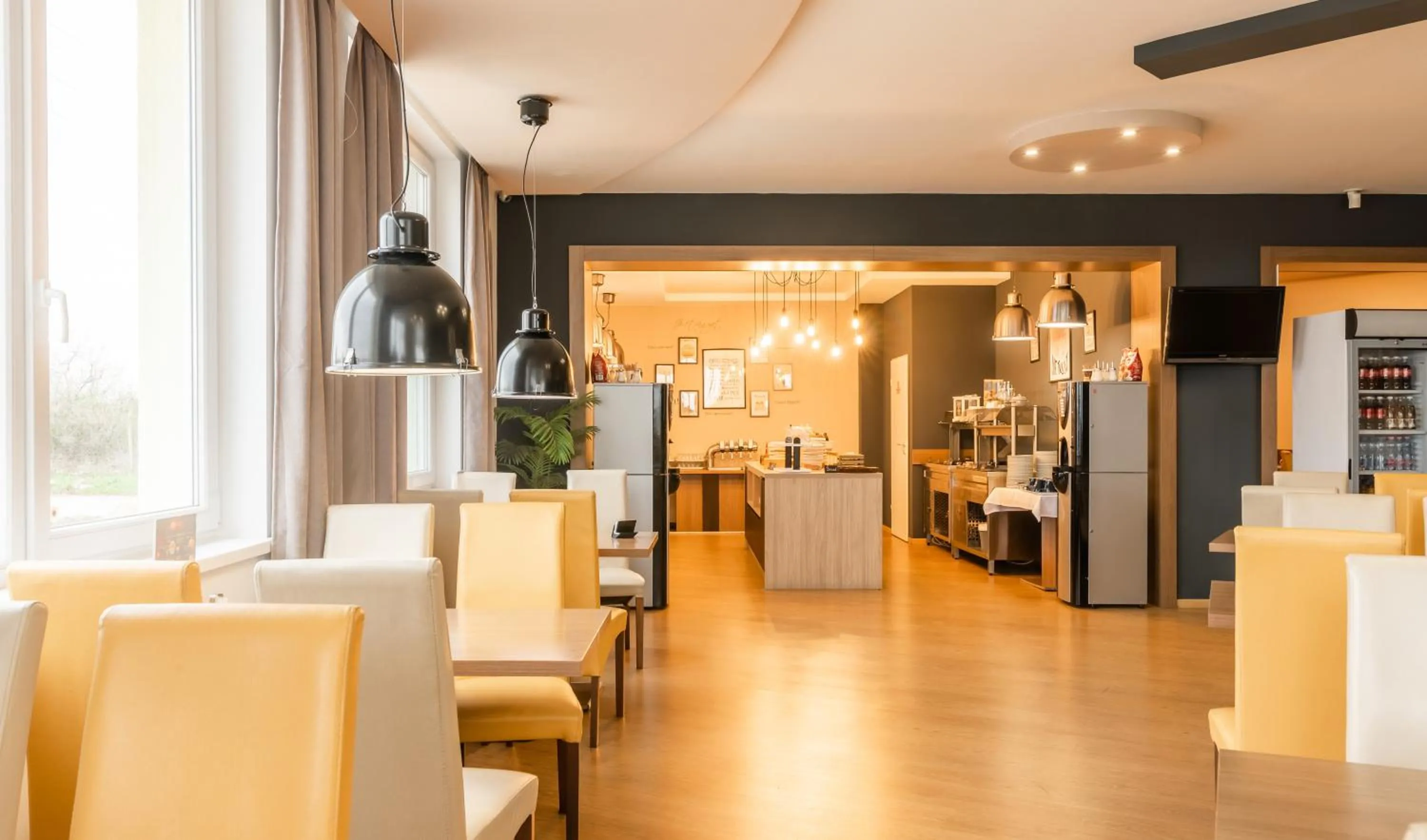 Breakfast in 171 Hotel Hegyeshalom