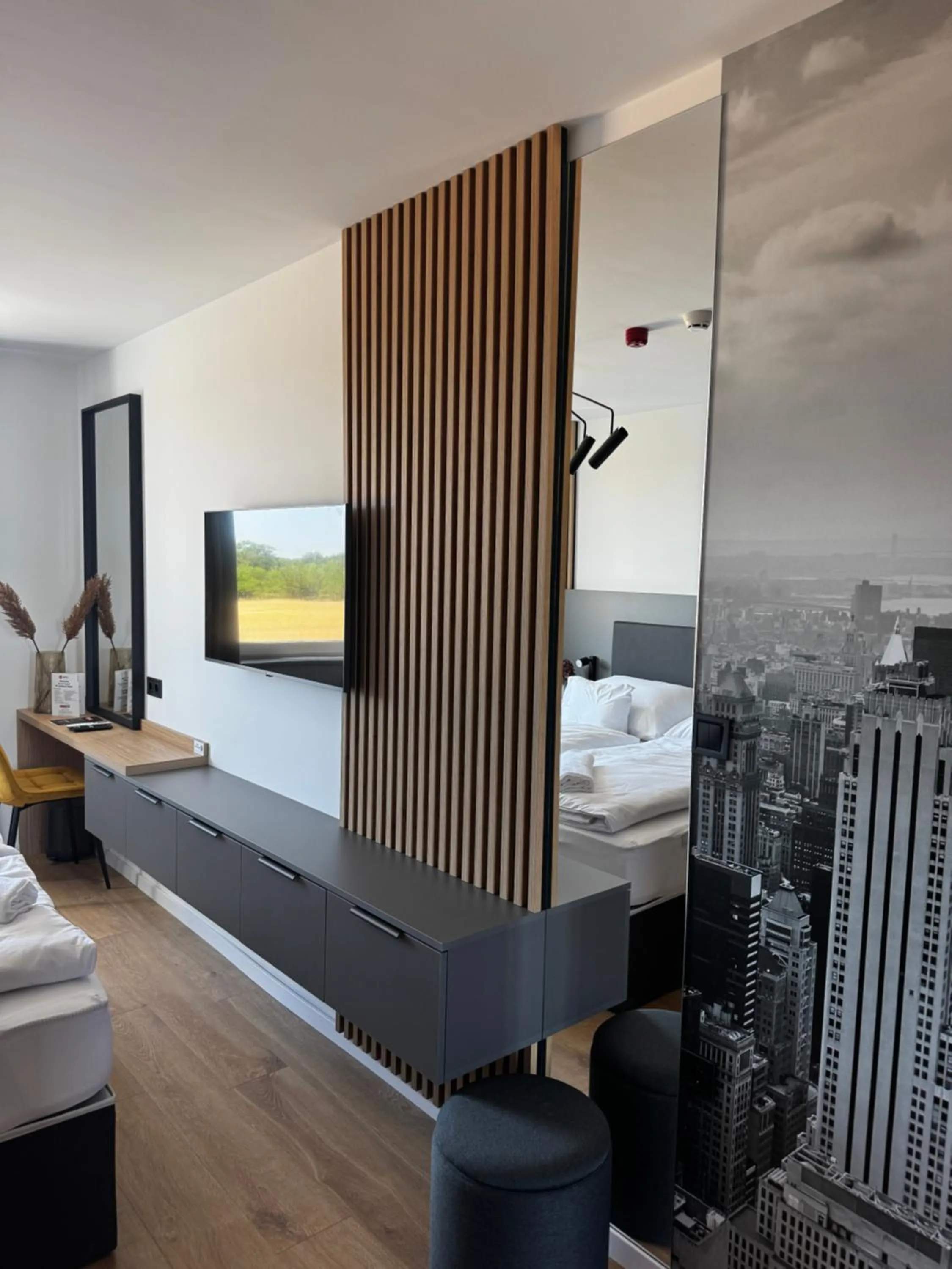 TV and multimedia, Bed in 171 Hotel Hegyeshalom