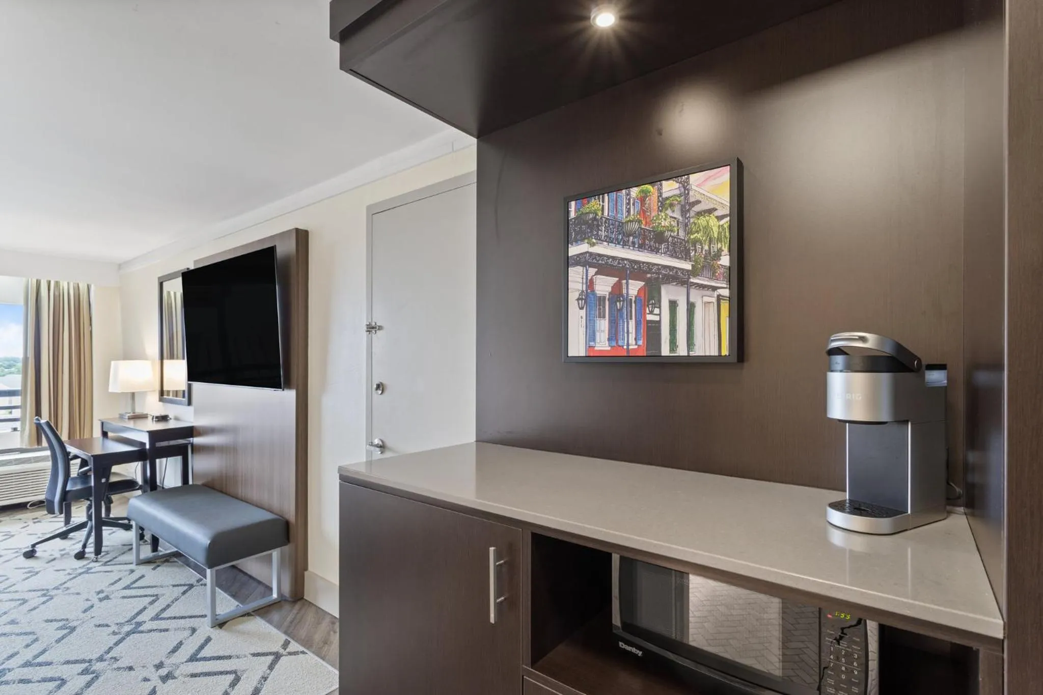 Bedroom in Crowne Plaza Executive Center Baton Rouge by IHG