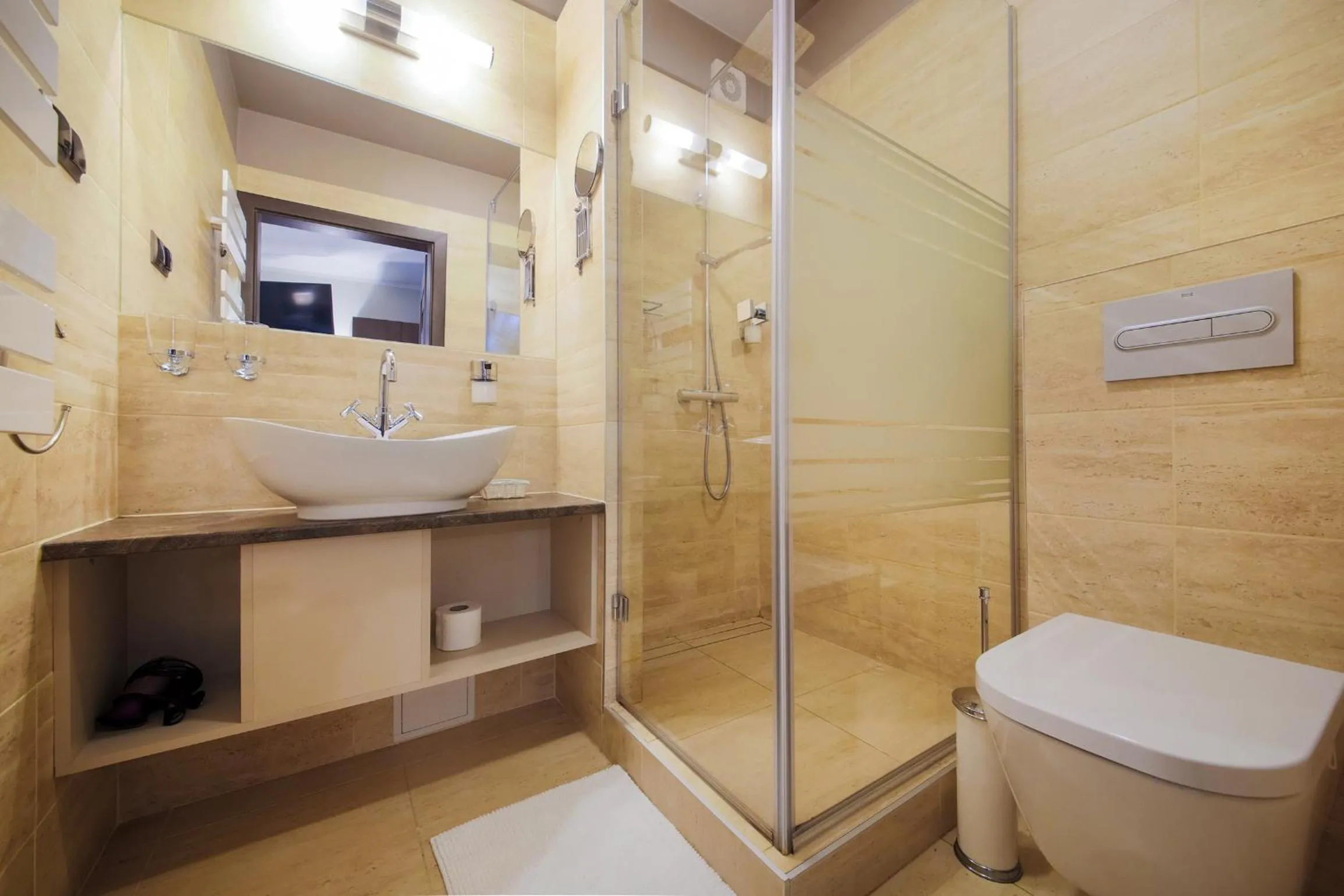 Bathroom in B&M Guesthouse