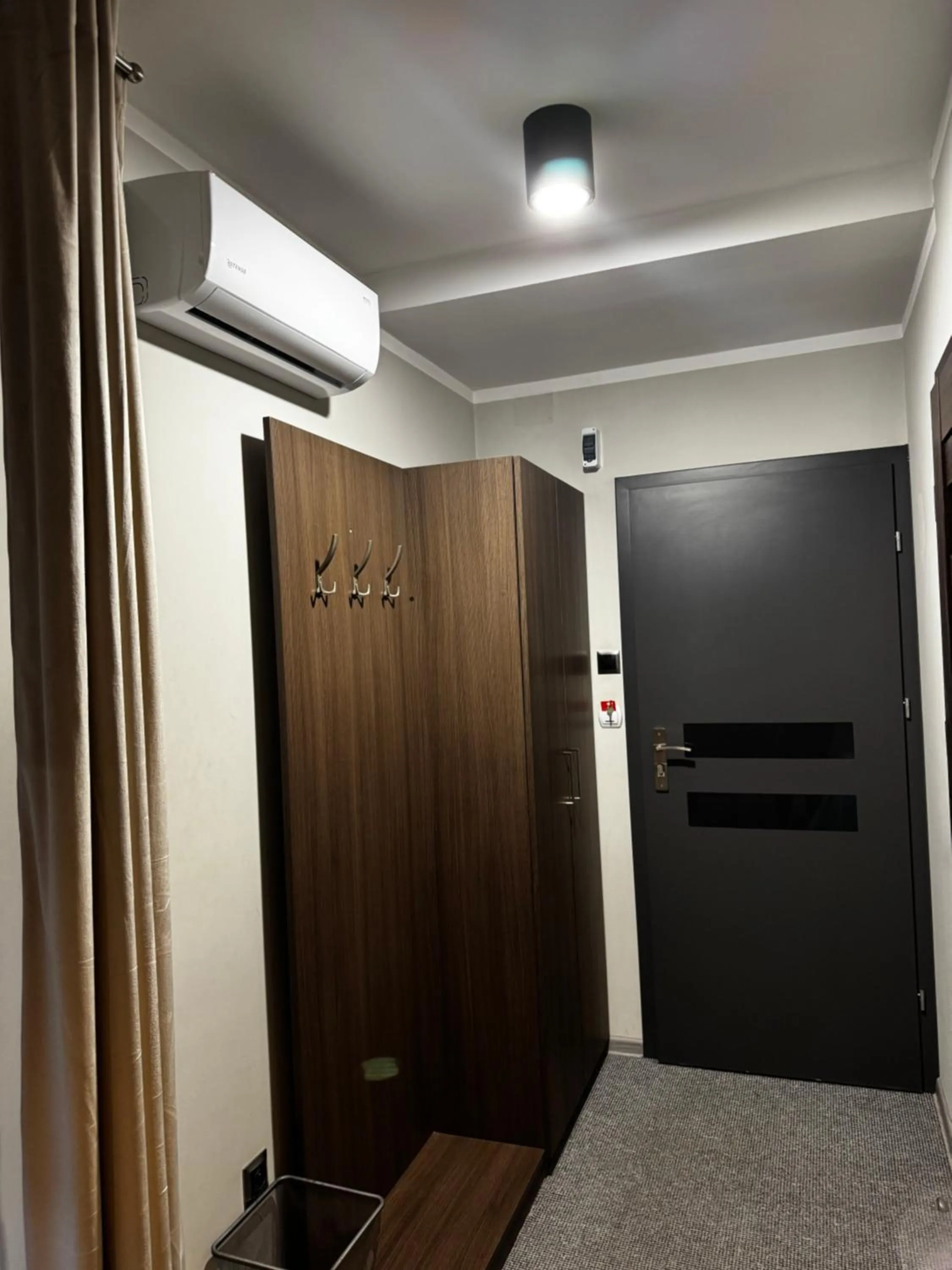 B&M Guesthouse