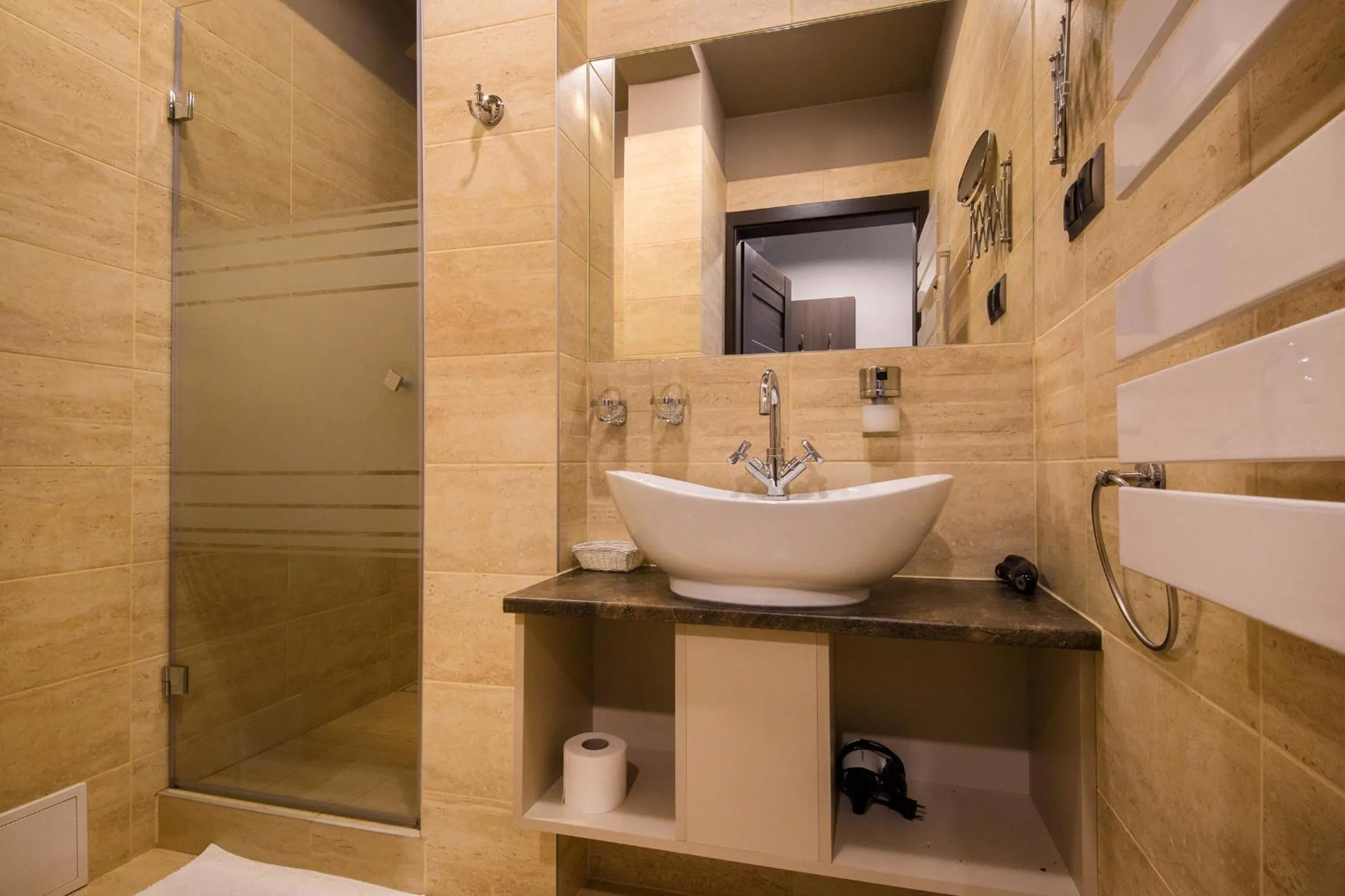Bathroom in B&M Guesthouse