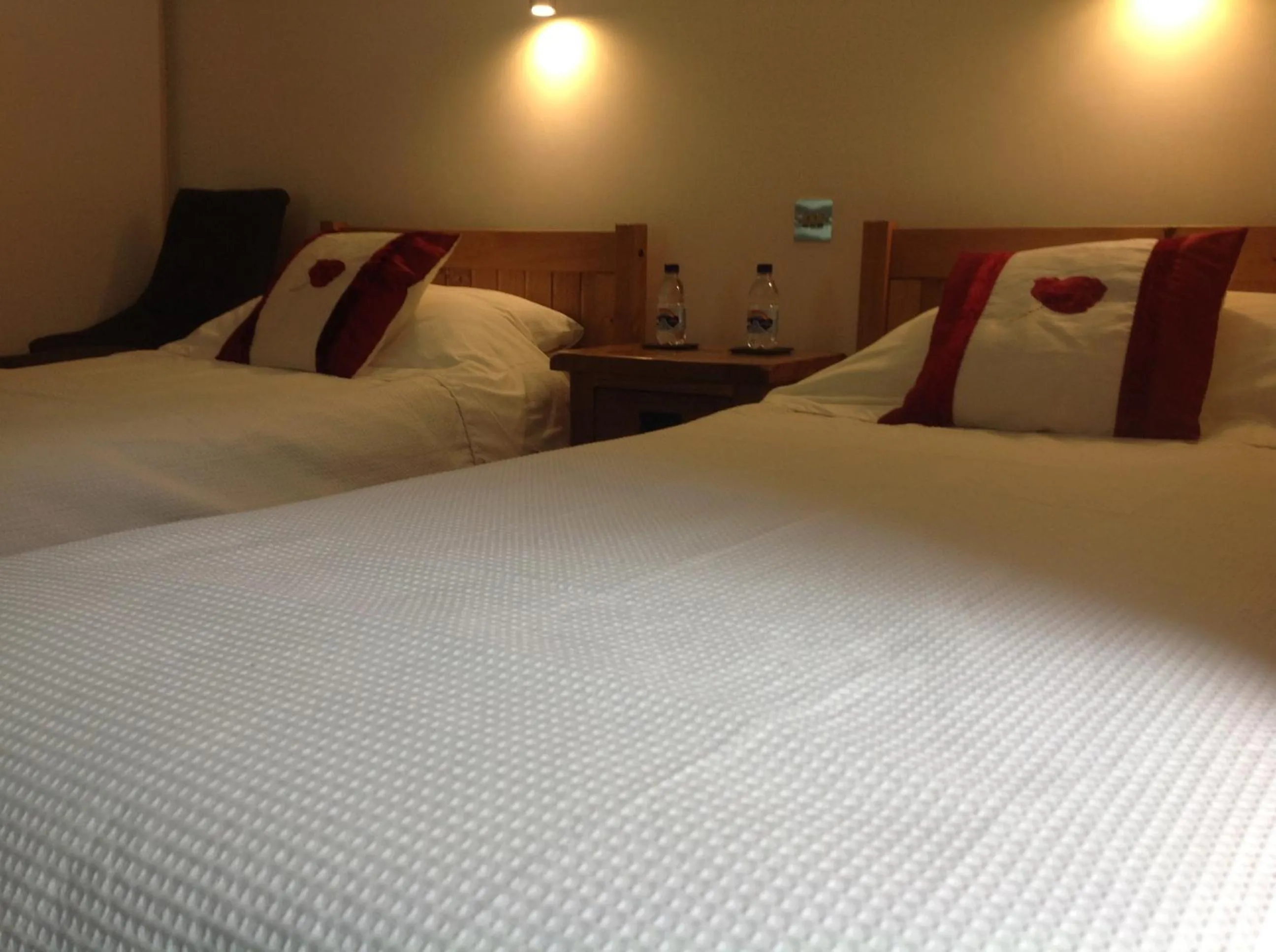 Bedroom, Bed in Afon Duad Inn