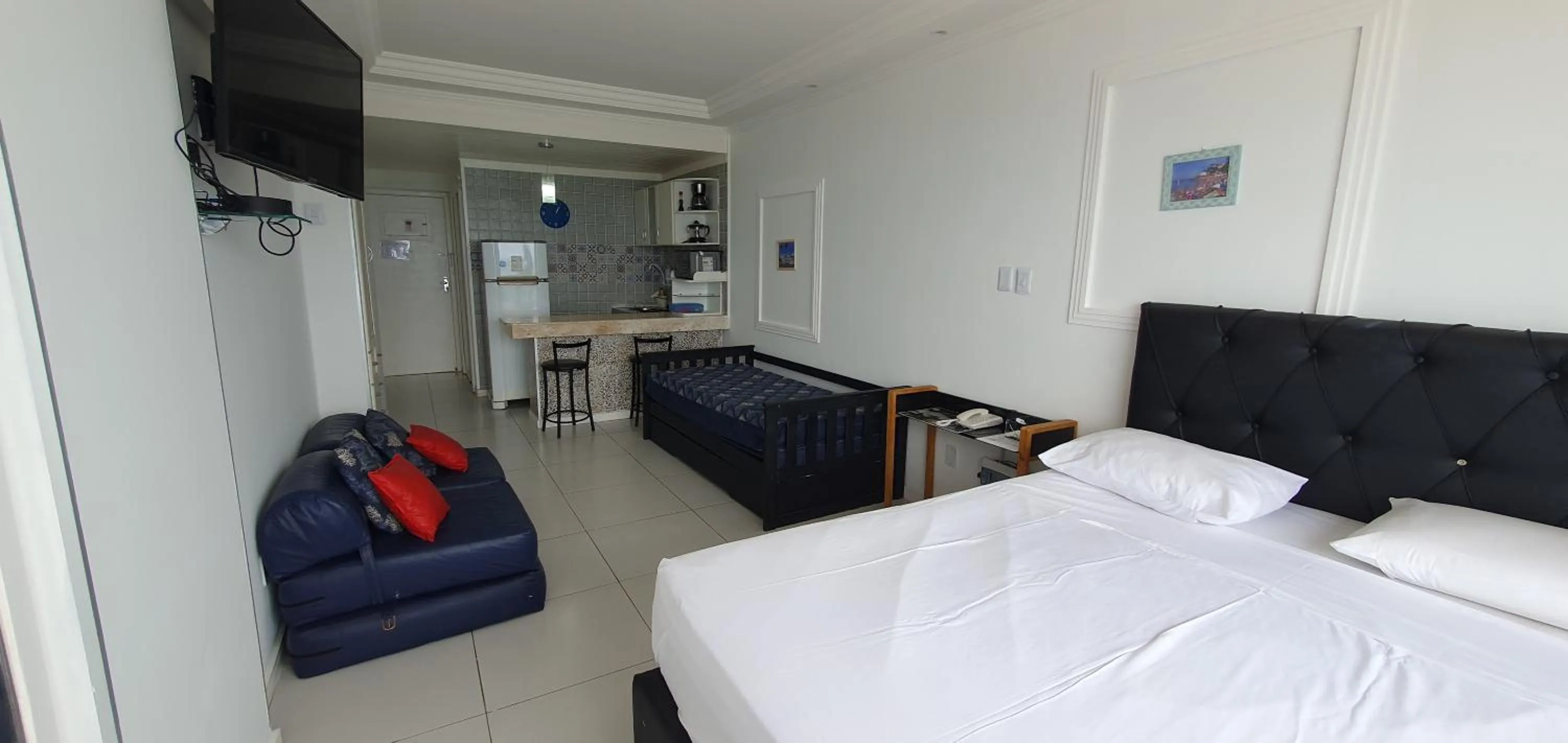 Bedroom, Bed in Farol Barra Flat