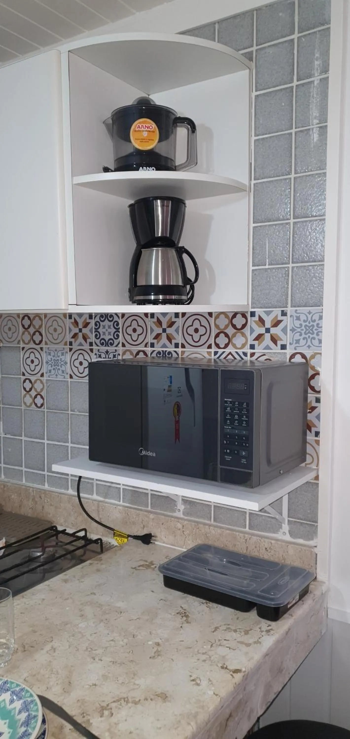 Kitchen or kitchenette in Farol Barra Flat