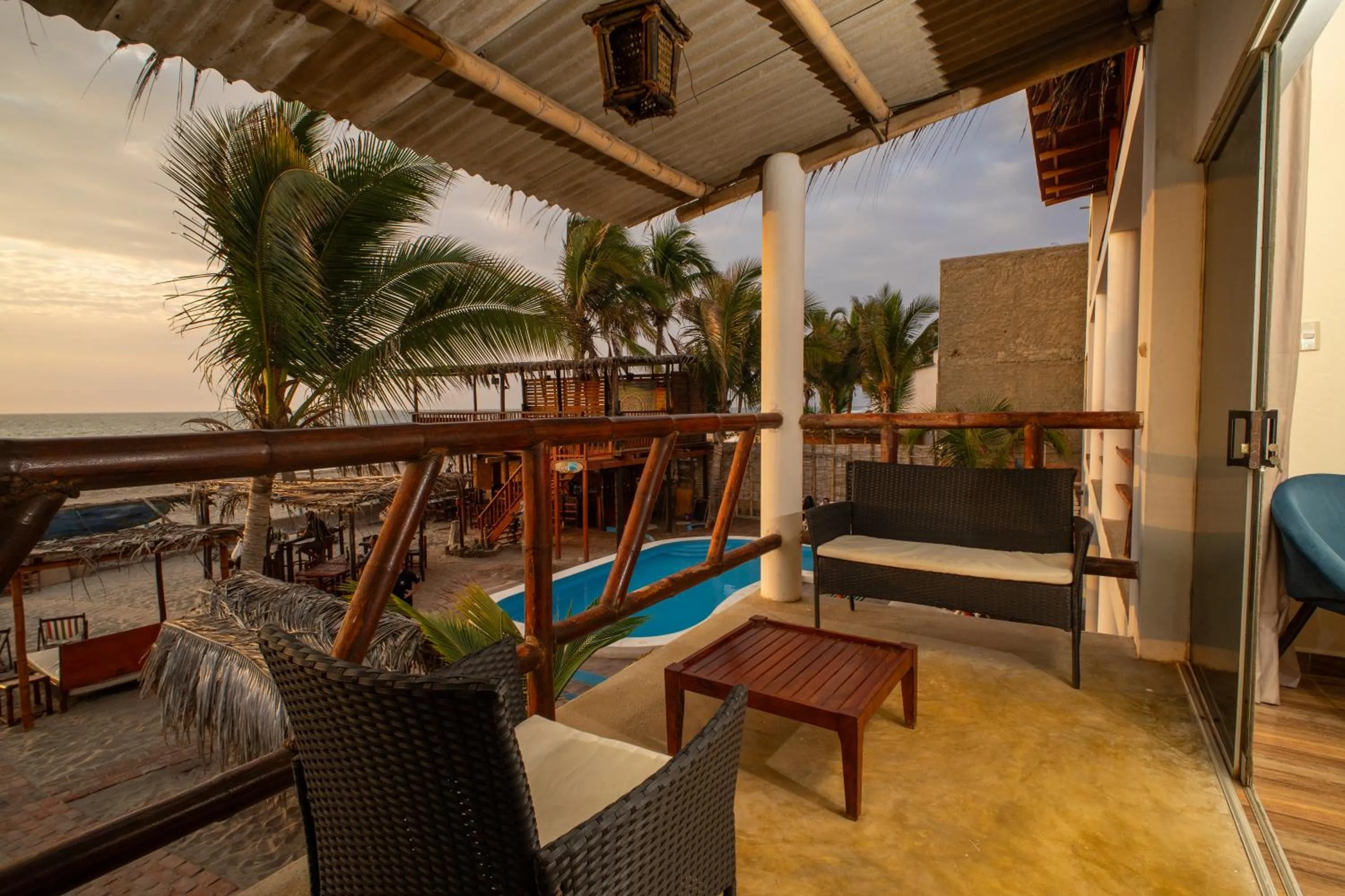 Balcony/Terrace in Blue Ocean
