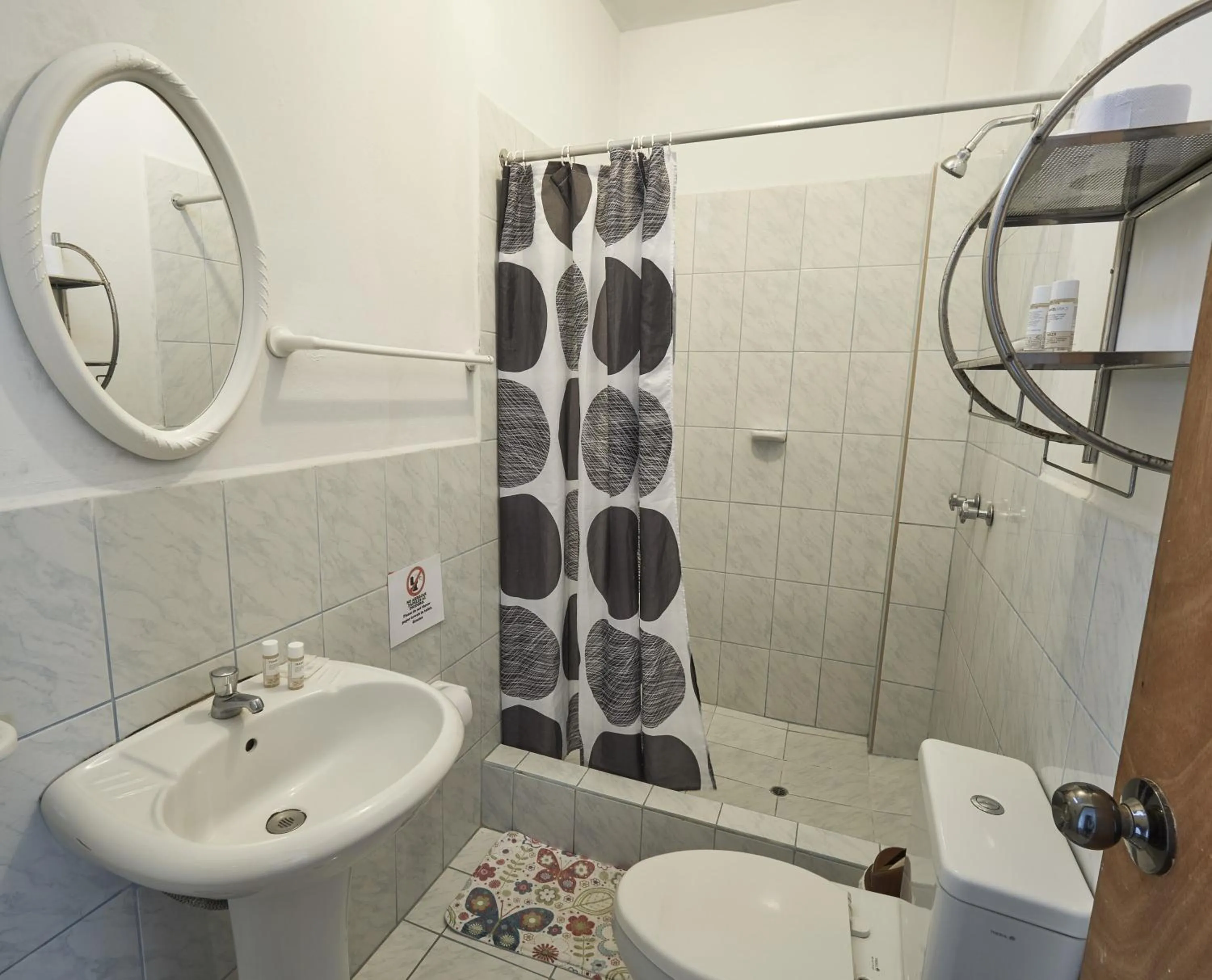 Bathroom in Blue Ocean