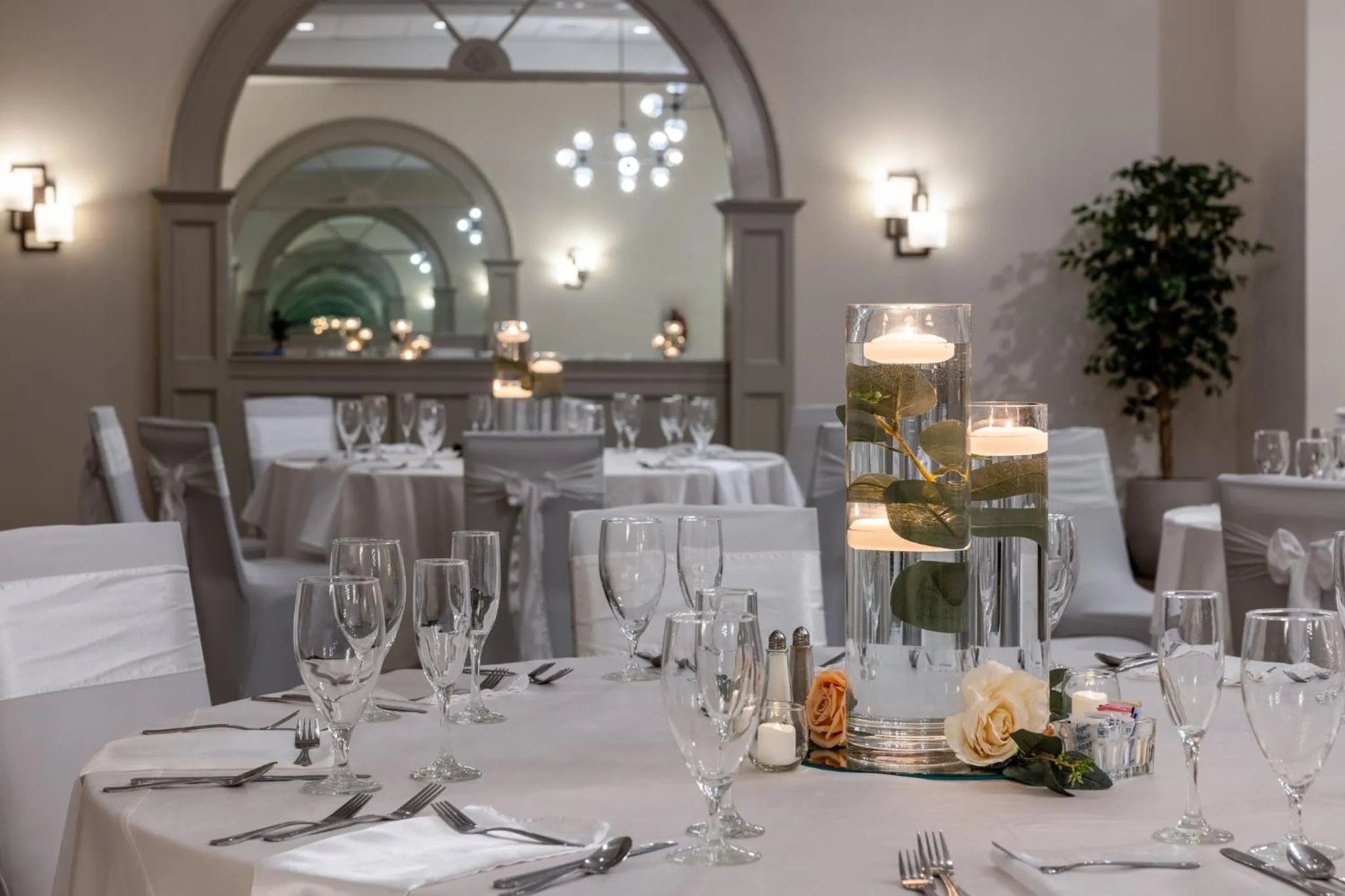 Meeting/conference room in Holiday Inn Philadelphia South-Swedesboro by IHG