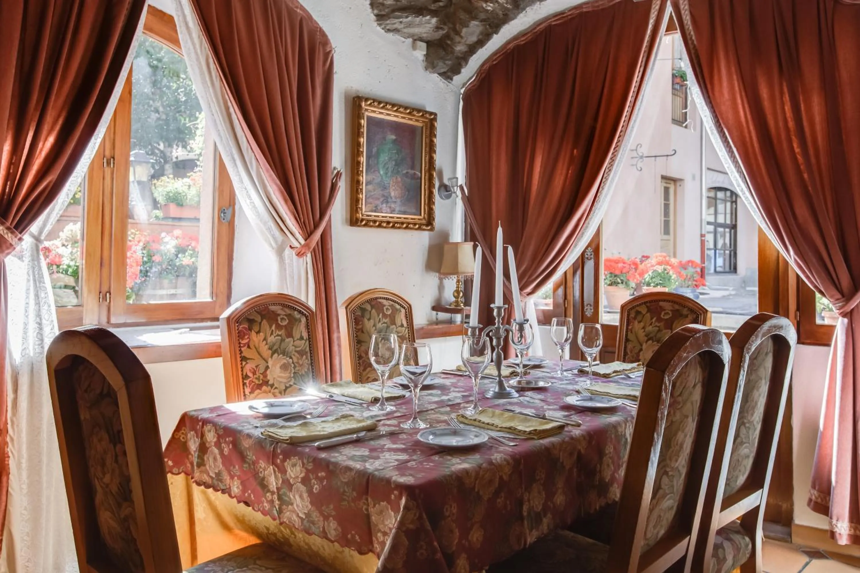 Restaurant/places to eat in L'Auberge du Choucas