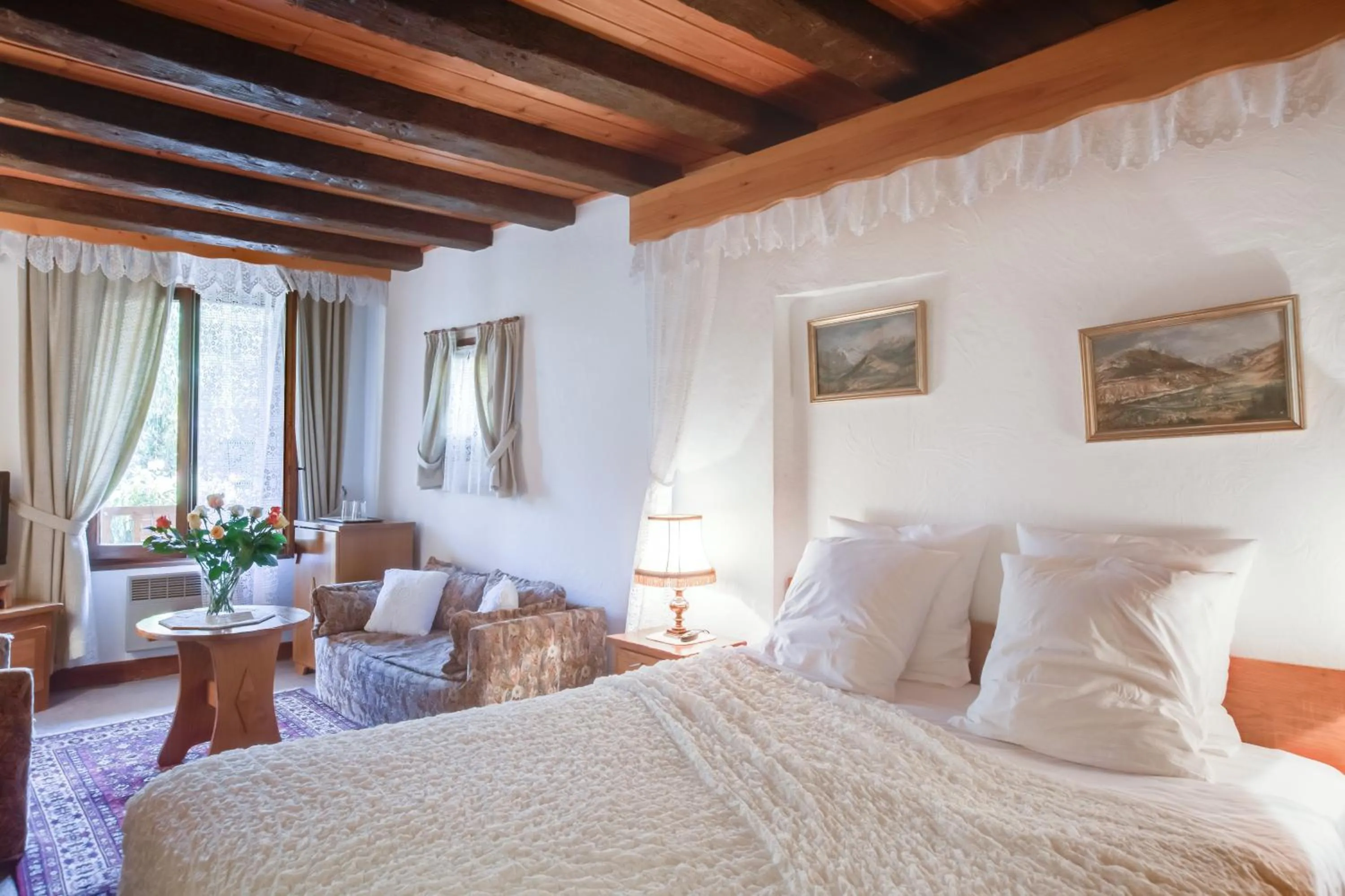 Bedroom, Bed in L'Auberge du Choucas