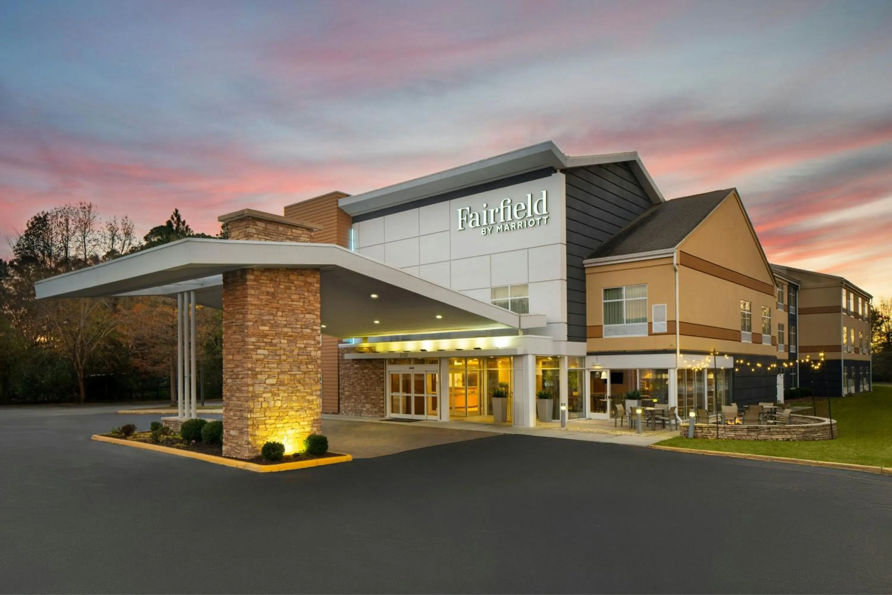 Property building in Fairfield Inn & Suites by Marriott Chesapeake Suffolk