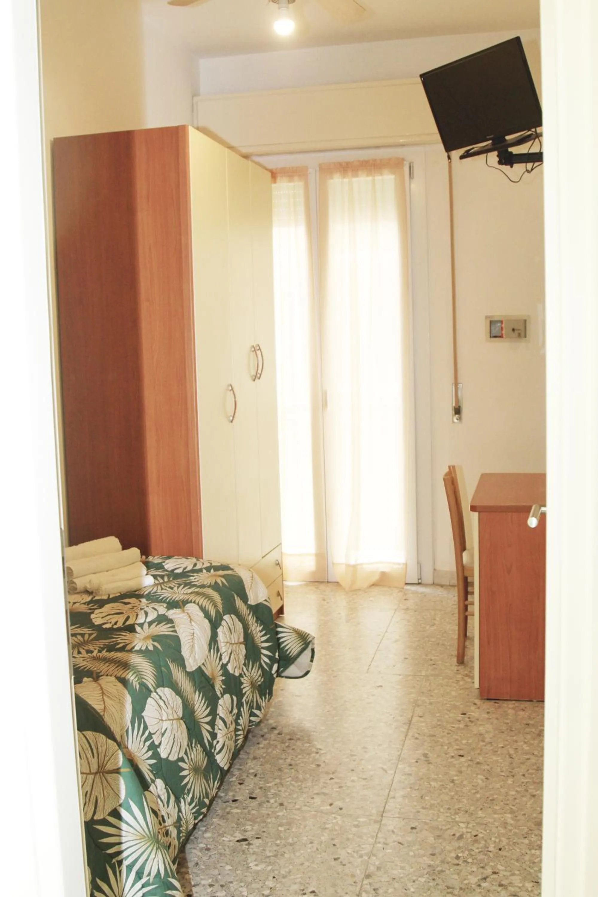 Hotel Diamante COLAZIONE XL PARCHEGGIO GRATIS A 5 CHILOMETRI DA RIMINI FIERA