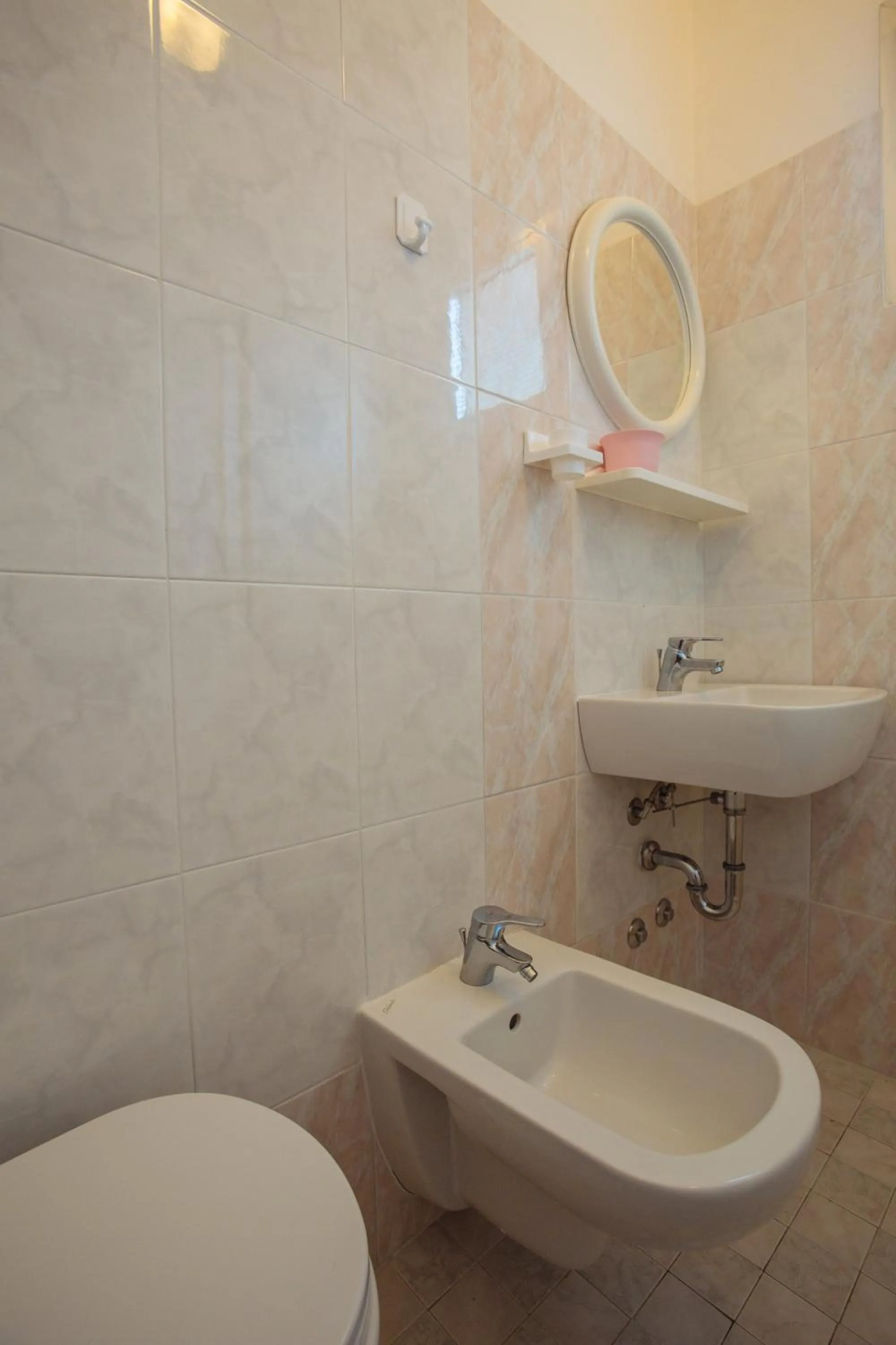 Hotel Diamante COLAZIONE XL PARCHEGGIO GRATIS A 5 CHILOMETRI DA RIMINI FIERA