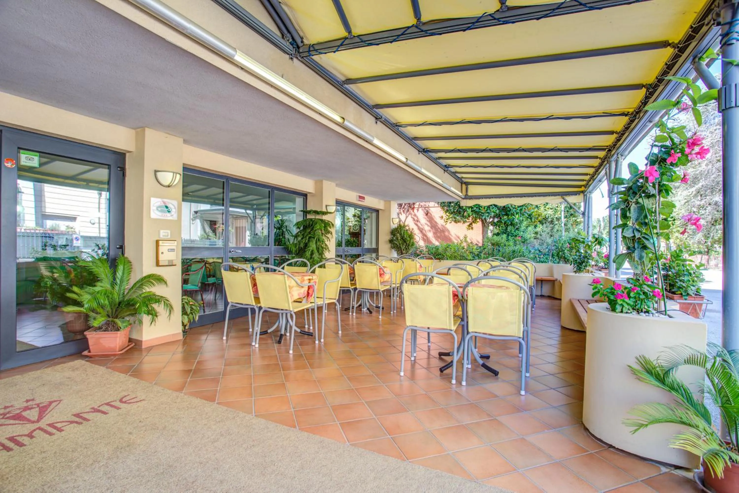 Hotel Diamante COLAZIONE XL PARCHEGGIO GRATIS A 5 CHILOMETRI DA RIMINI FIERA