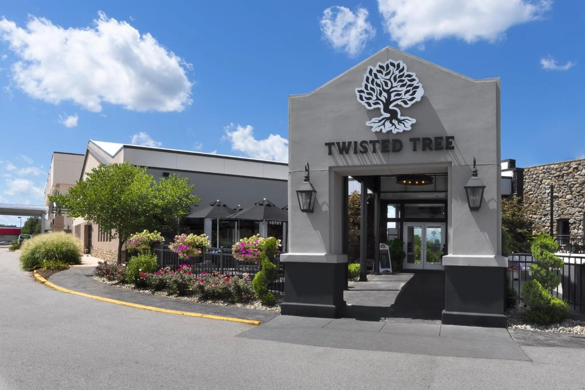 Restaurant/places to eat in Holiday Inn St Louis SW - Route 66 by IHG