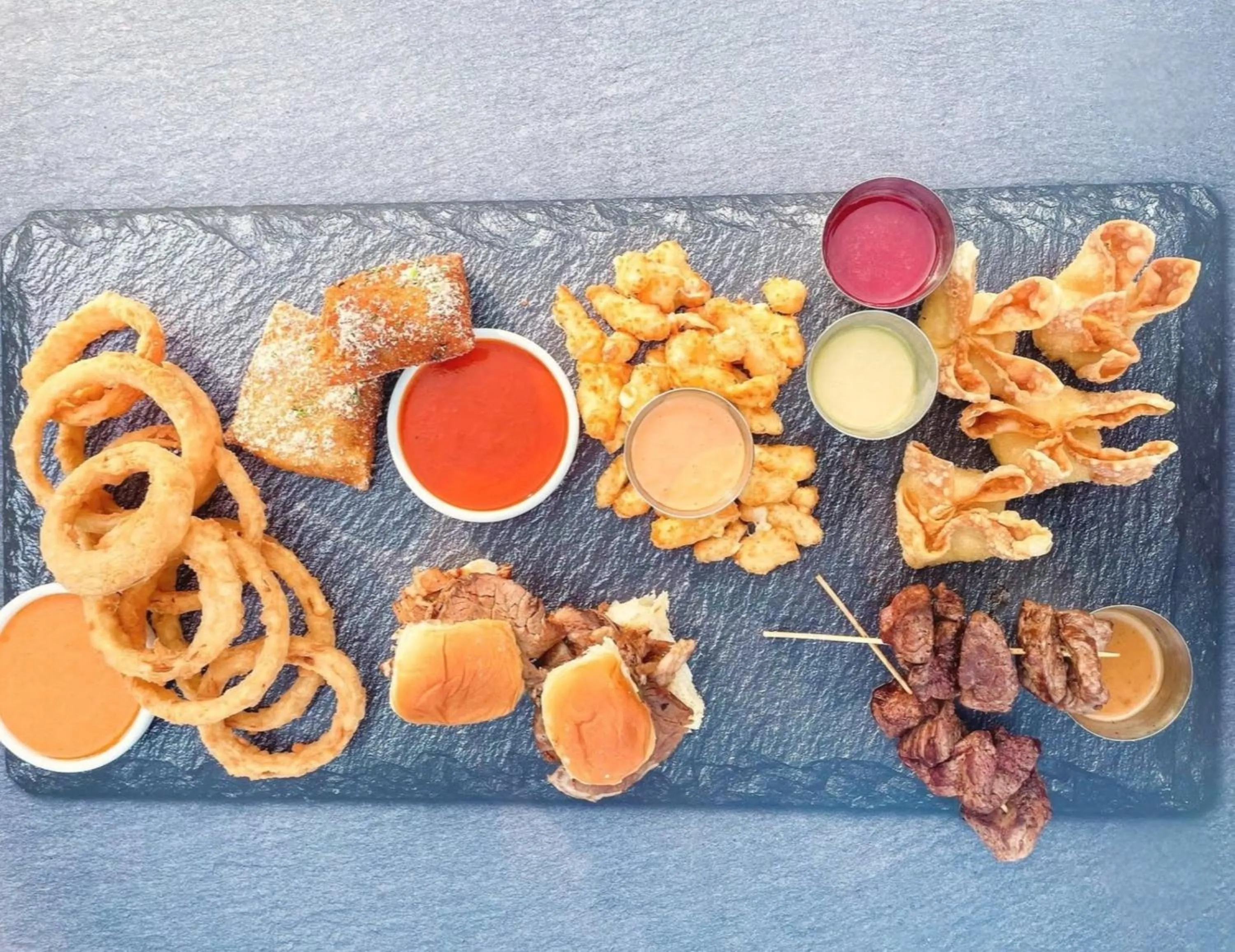 Restaurant/places to eat in Holiday Inn St Louis SW - Route 66 by IHG