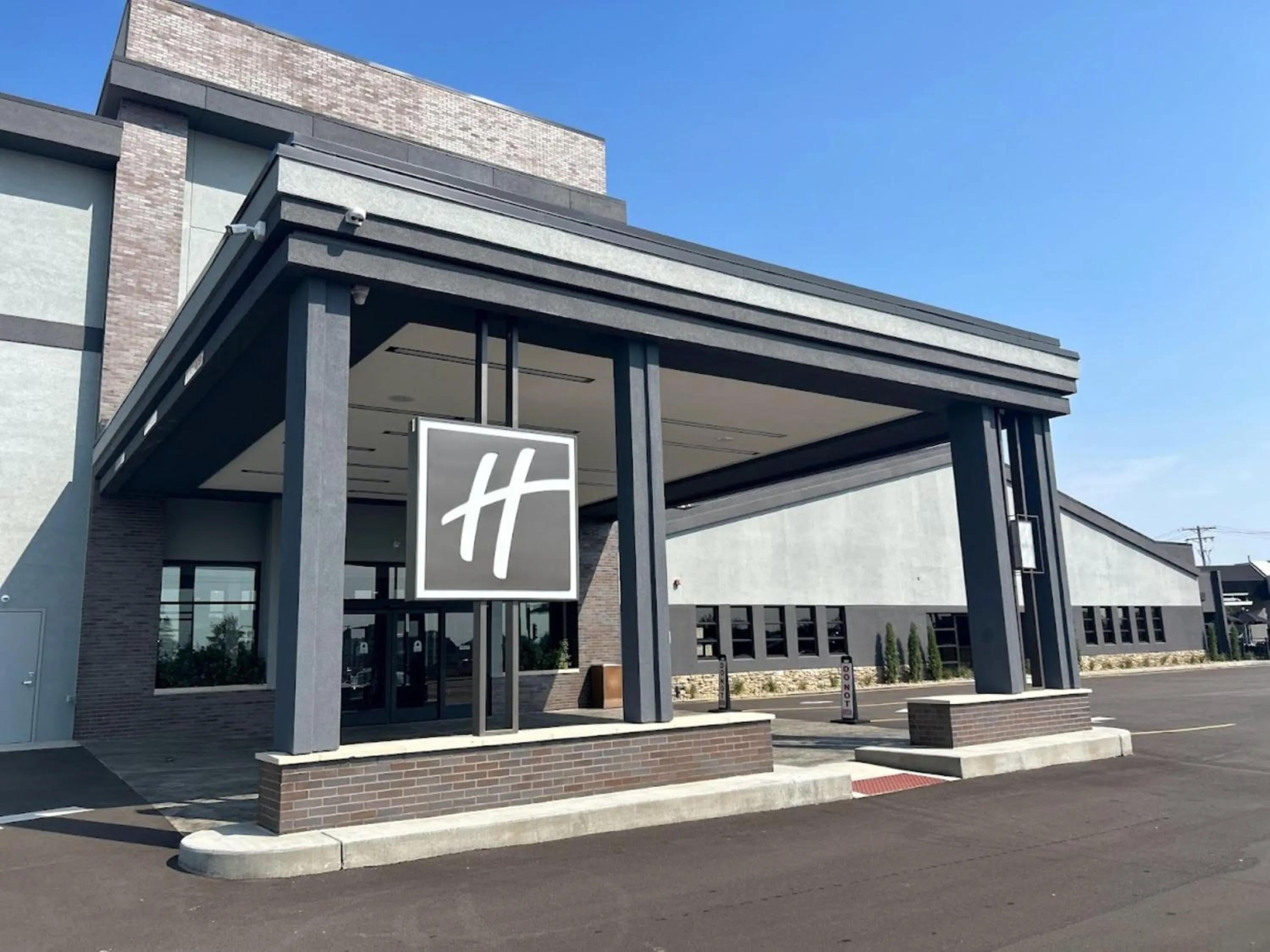 Property building in Holiday Inn St Louis SW - Route 66 by IHG