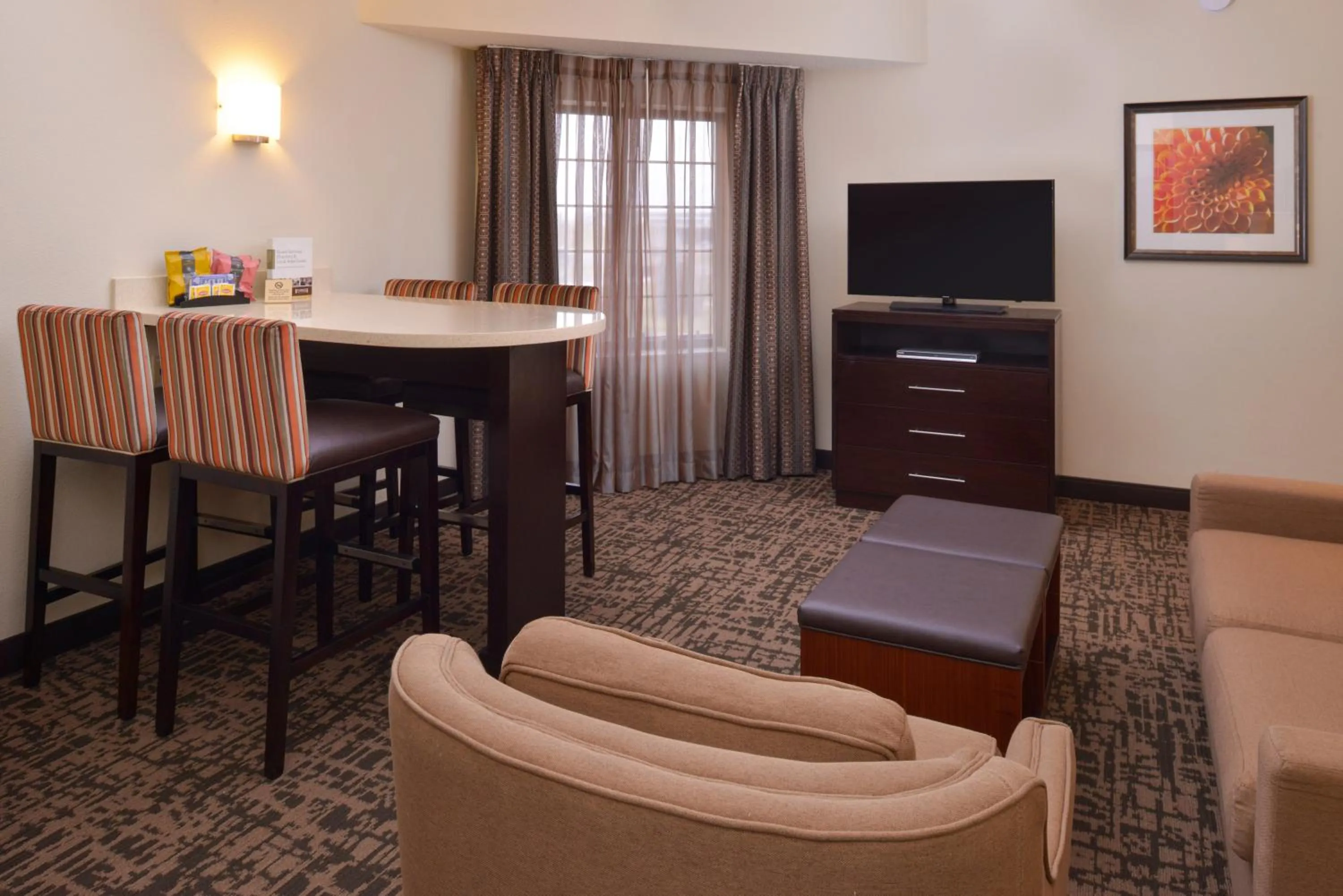 Photo of the whole room in Staybridge Suites Indianapolis-Fishers by IHG