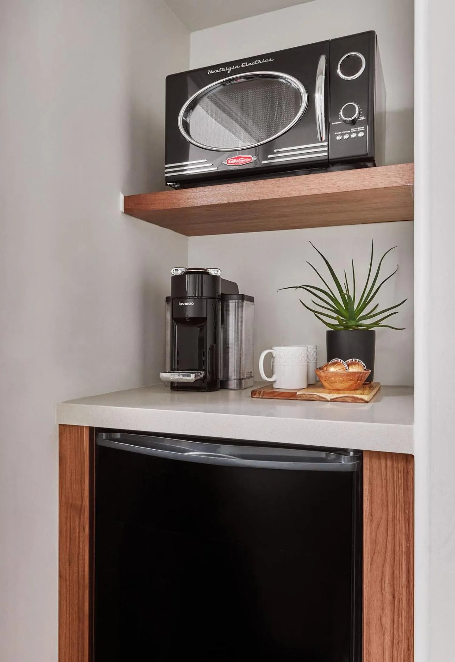 Coffee/tea facilities in Lucille Palm Springs