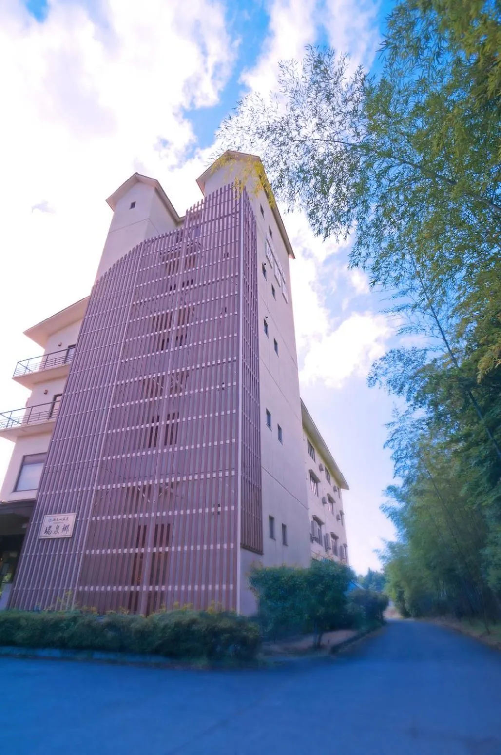 Property building in Sannouzan Onsen Zuisenkyo
