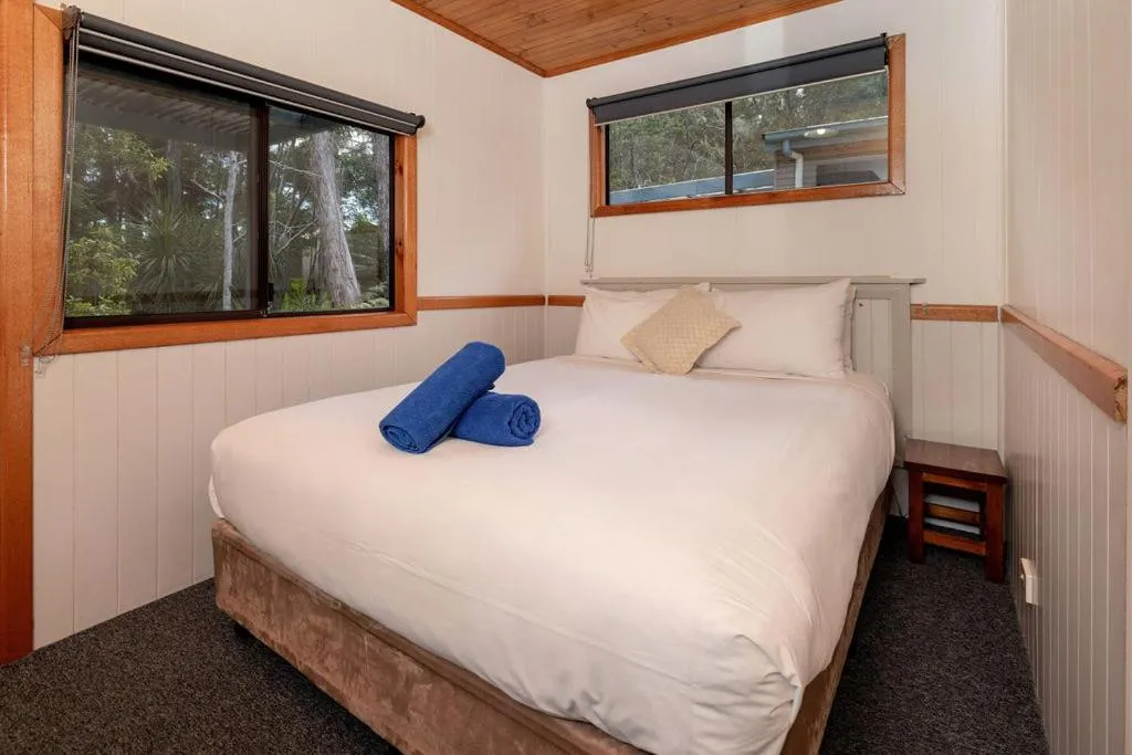 Bed in BIG4 Strahan Holiday Retreat